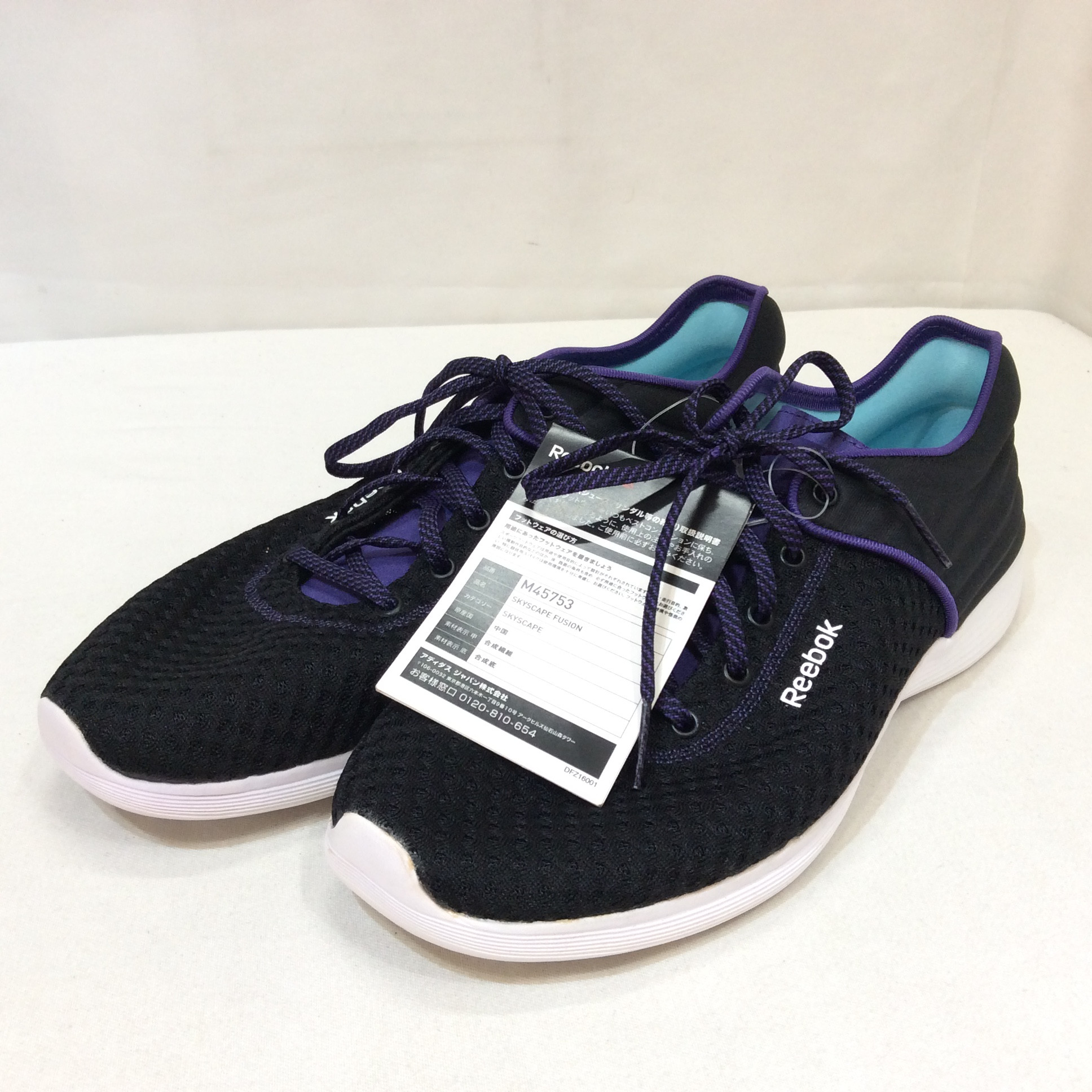未使用 リーボック スニーカー 25cm 黒