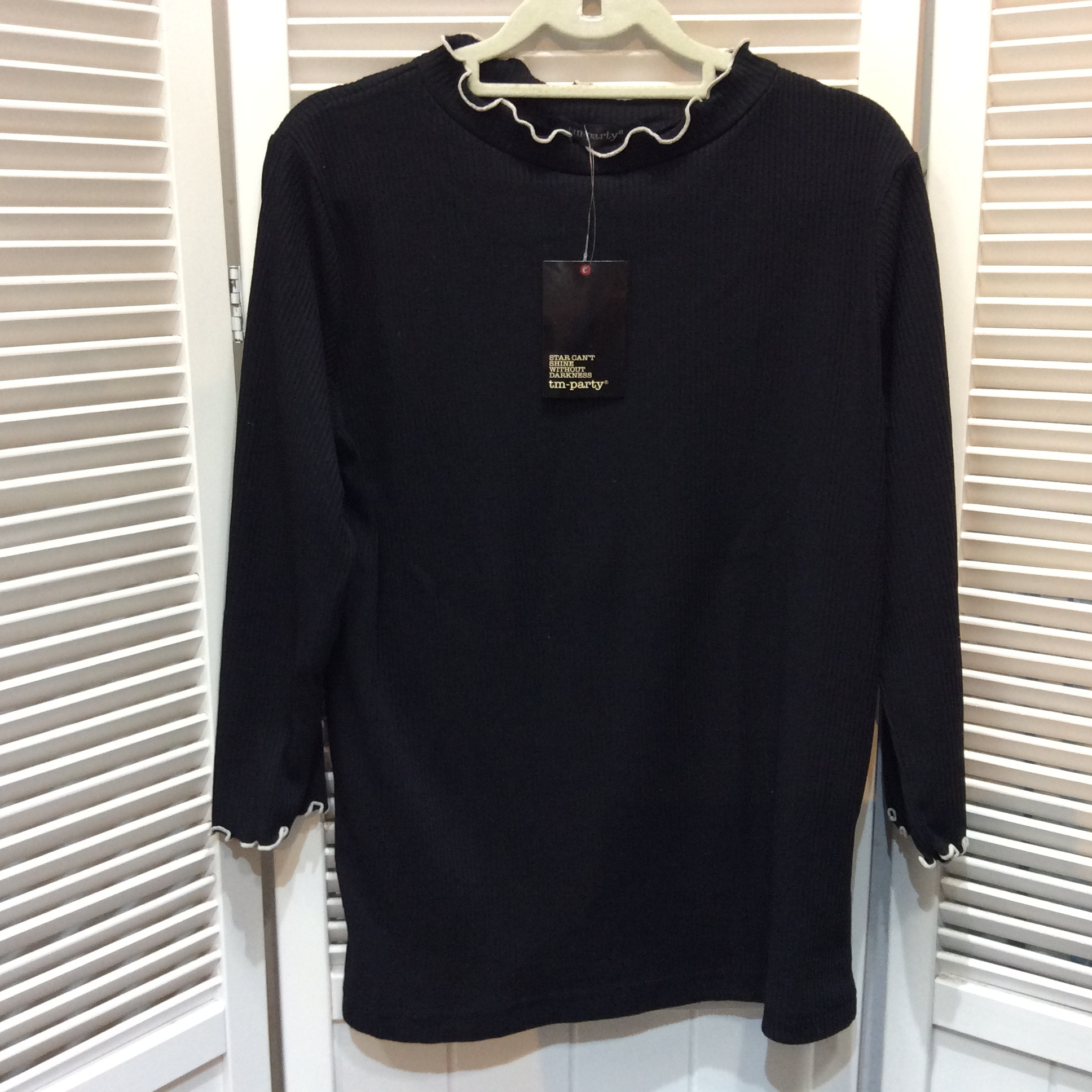 未使用 ニットハイネックカットソー Lサイズ 黒