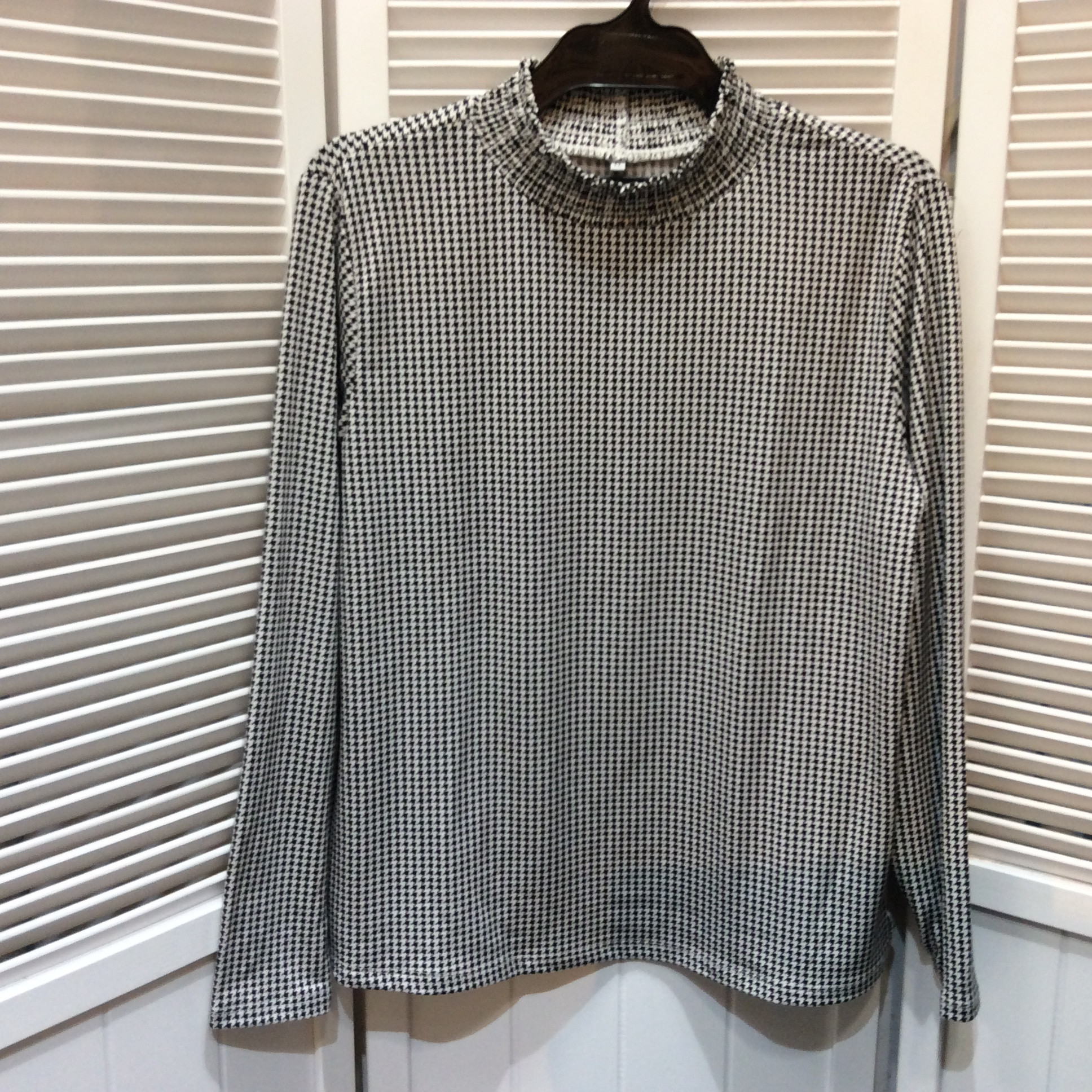 ハイネックカットソー LLサイズ 千鳥格子柄  美品