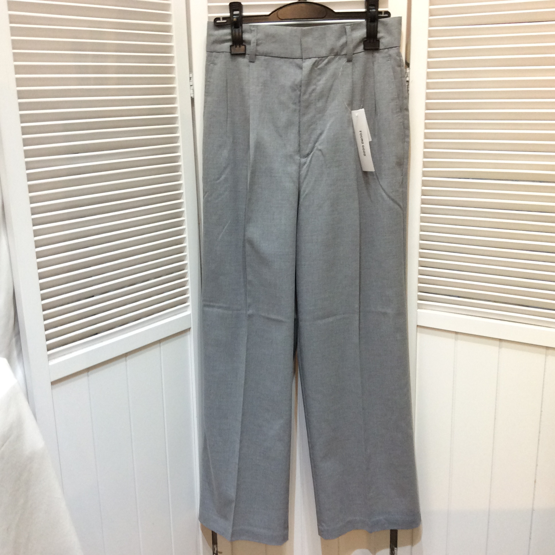 未使用 接触冷感パンツ  XL  グレー