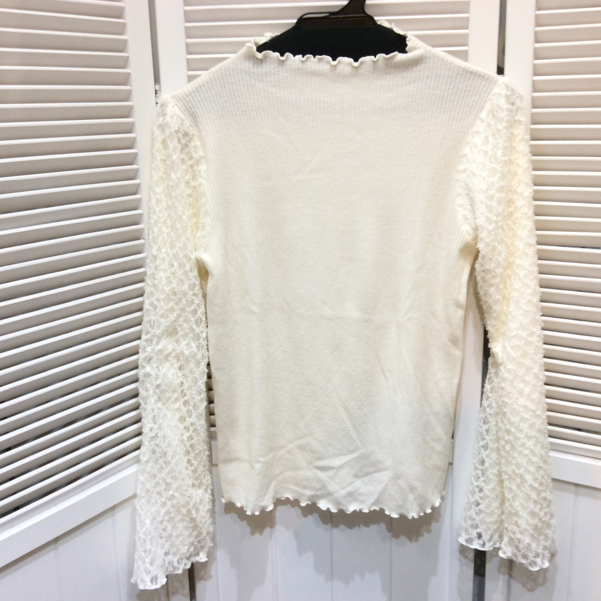 カットソー Lサイズ  オフホワイト／レース