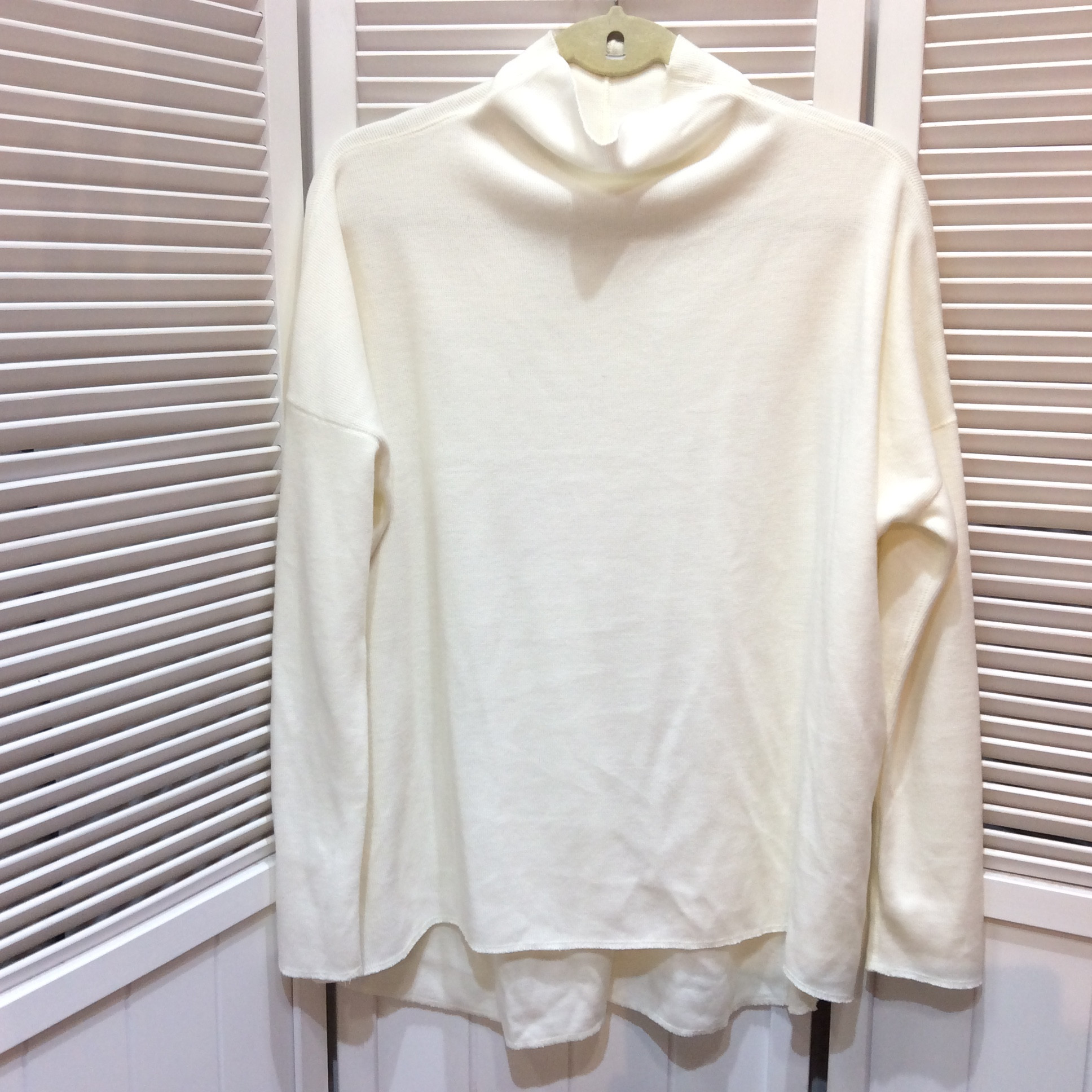 オーバーサイズ  ハイネックカットソー フリーサイズ   ホワイト  美品