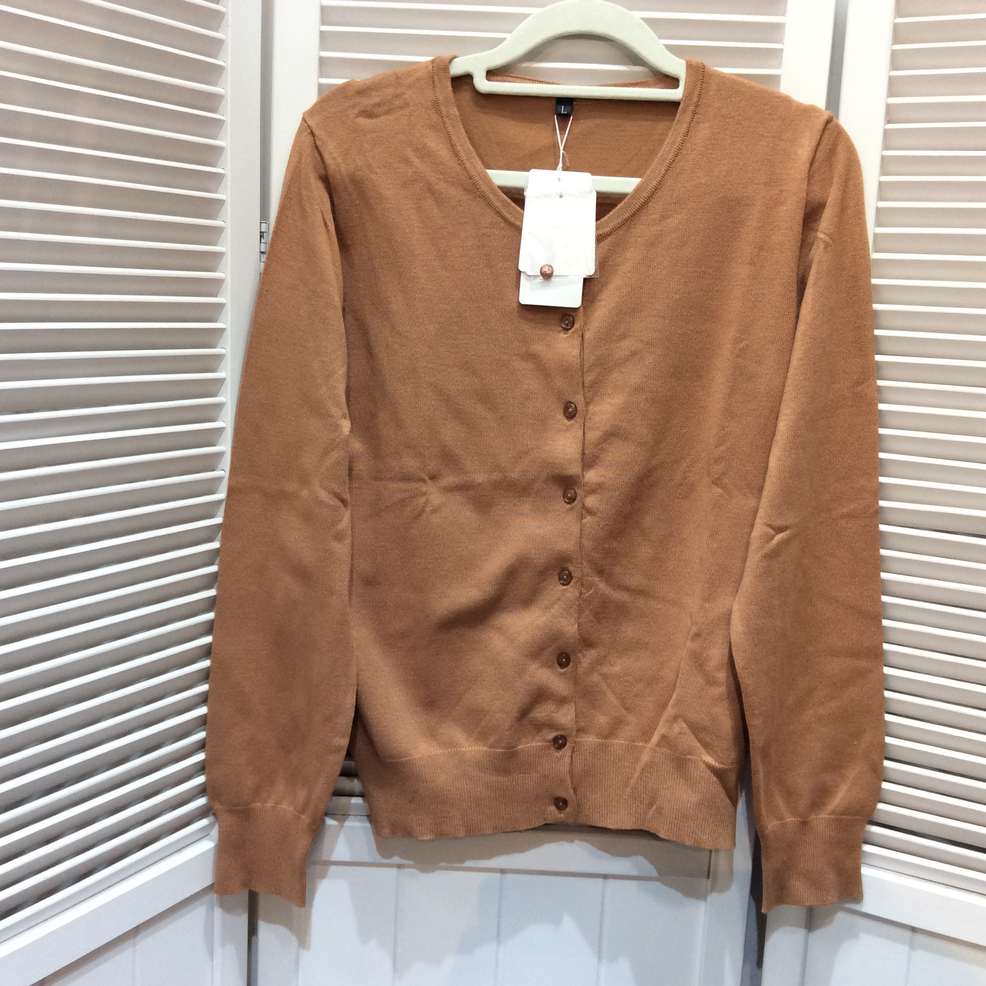 未使用 カーディガン Lサイズ  ベージュ