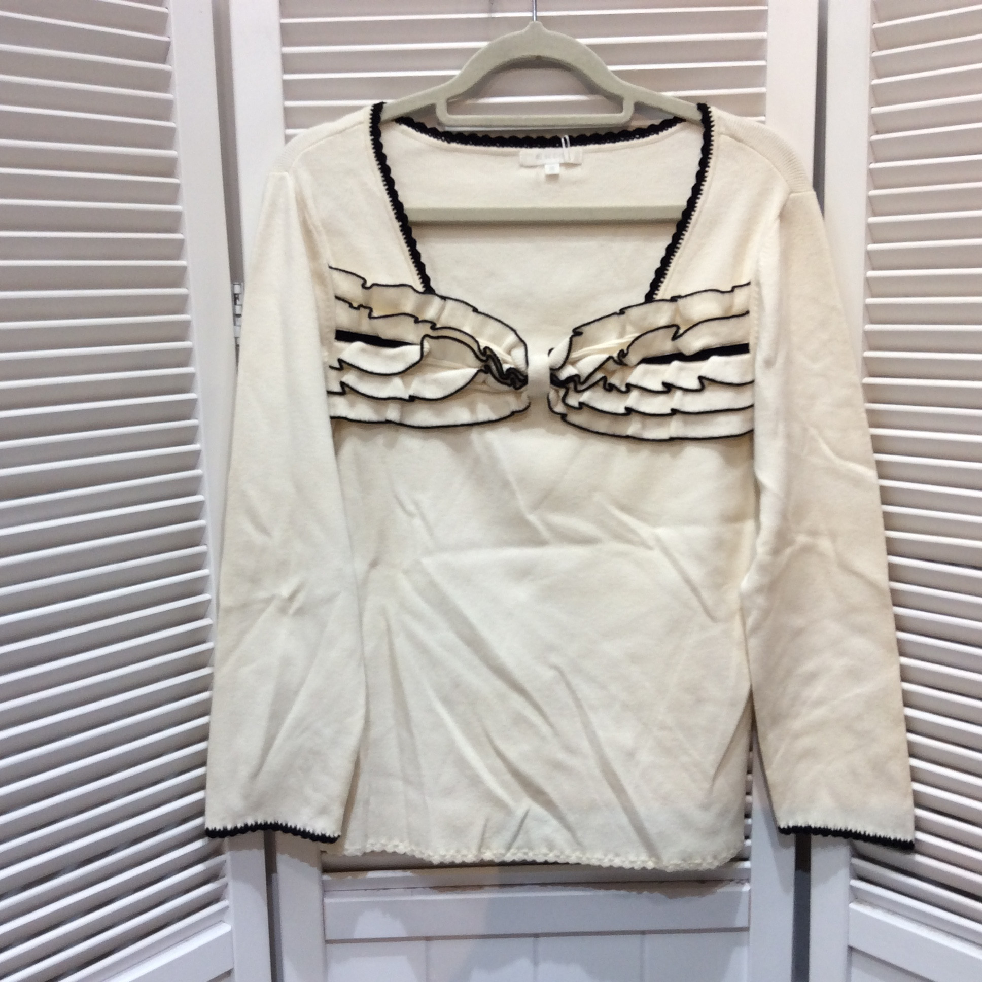 TO BE CHIC セーター  サイズ3  オフホワイト／フリル