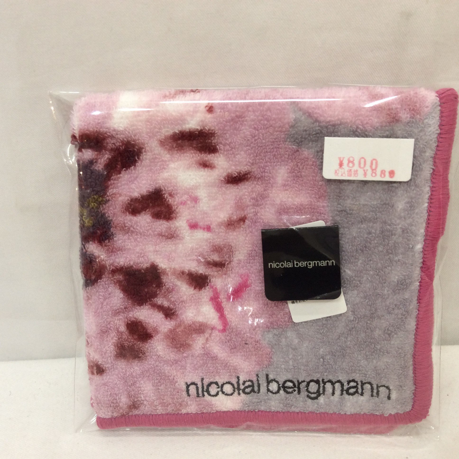 新品 ニコライバーグマン 大判タオルハンカチ  No5