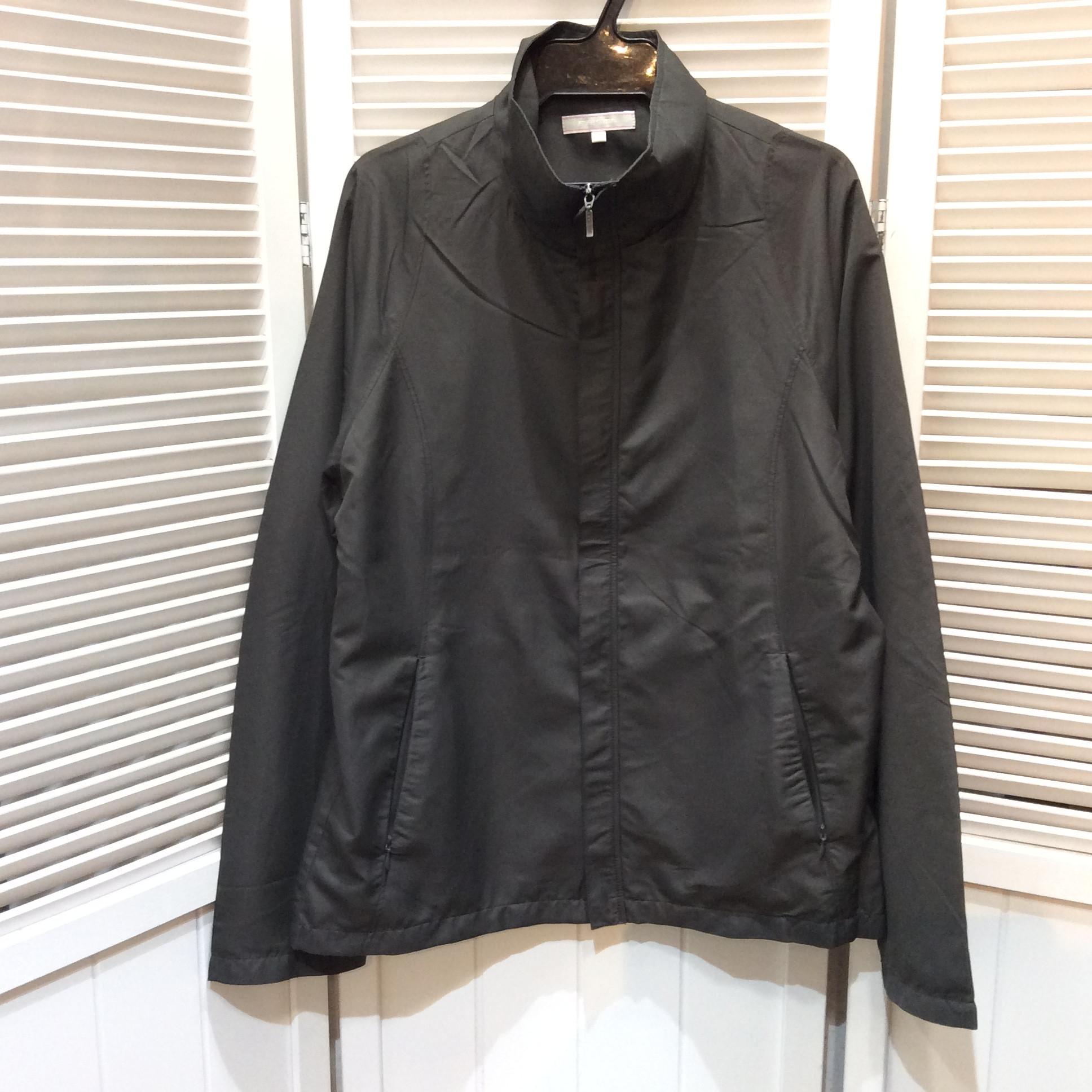 ナイロンジャケット Mサイズ  ダークグレー