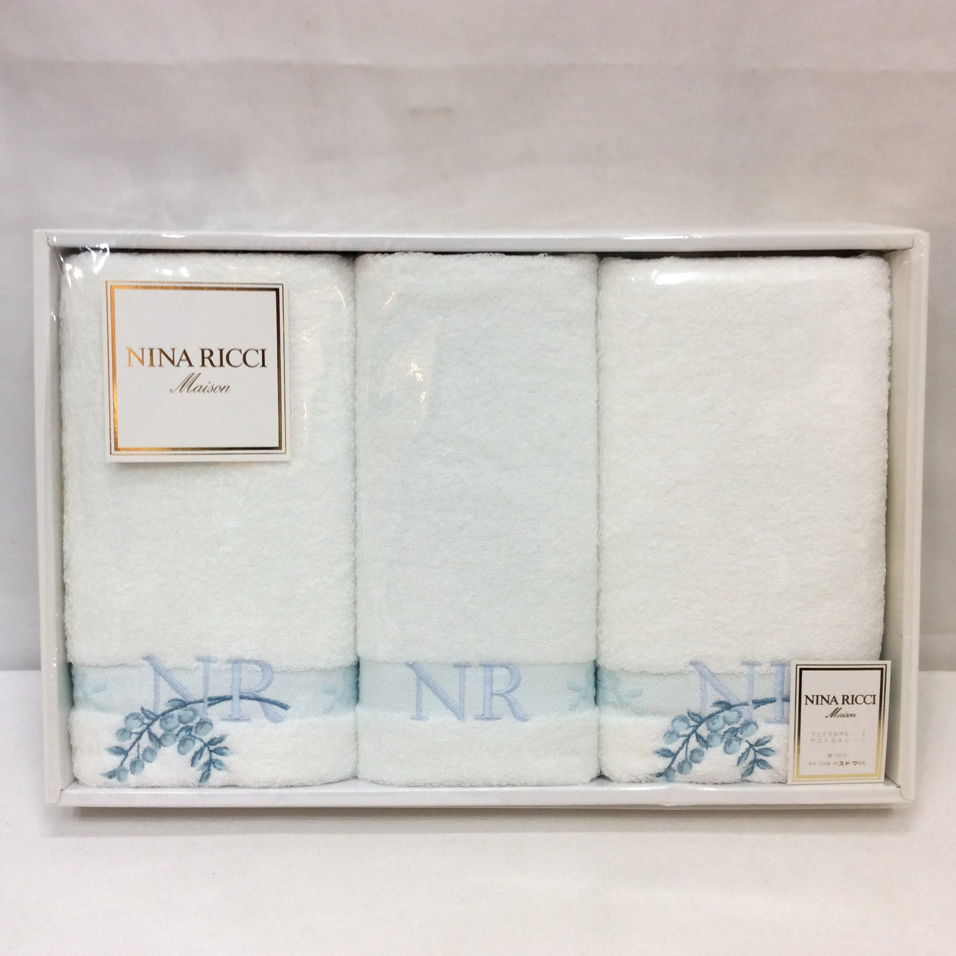 未使用☆ニナリッチ タオル3枚組