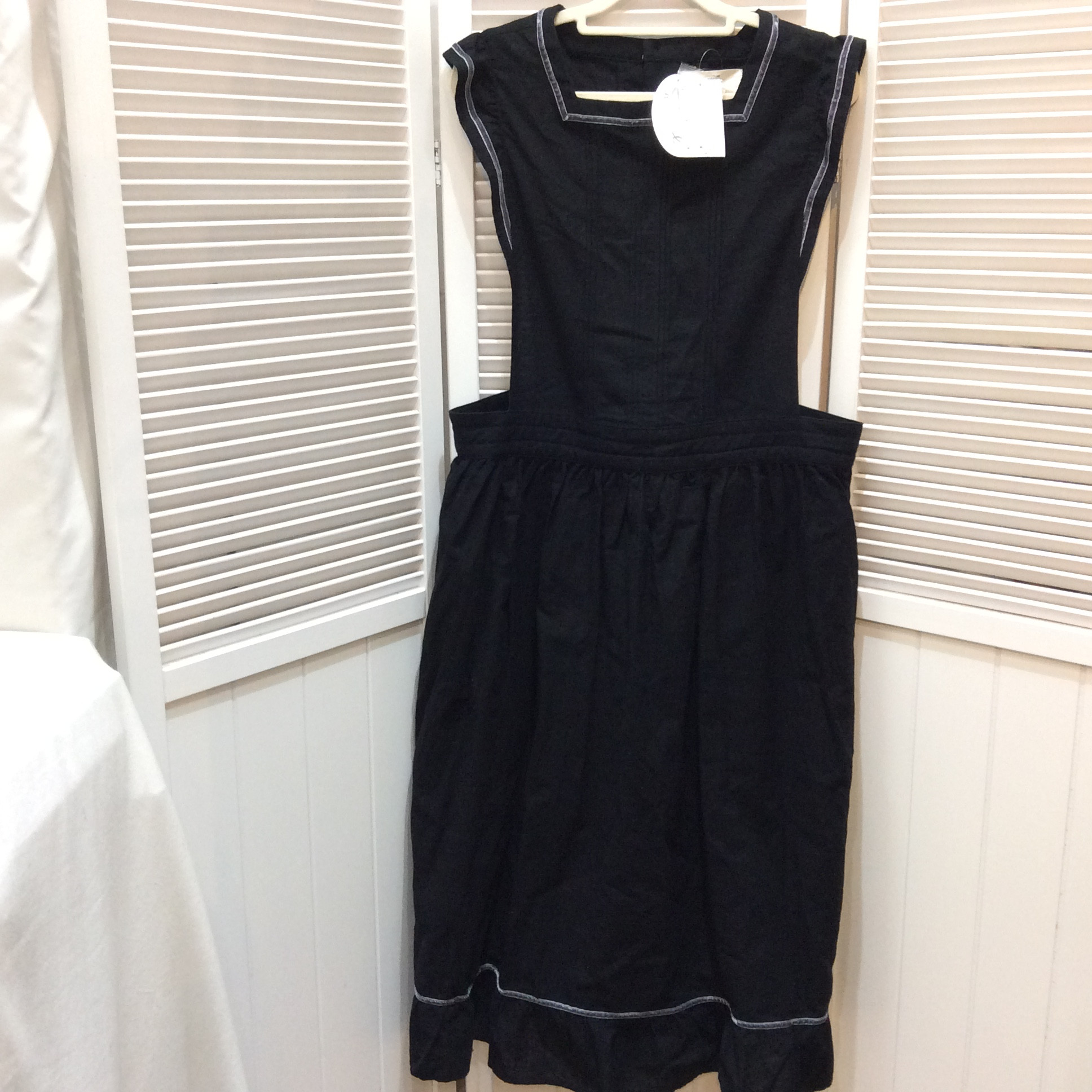 未使用 サマンサモスモス エプロンワンピース  フリーサイズ   黒