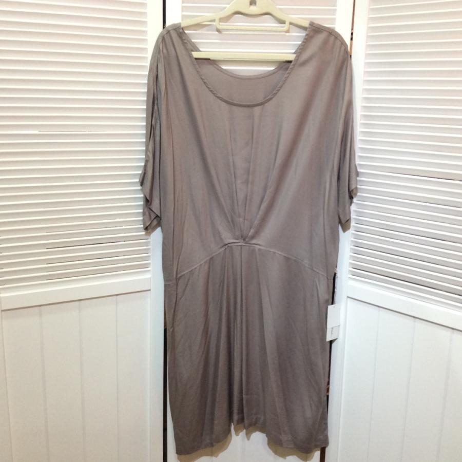 未使用☆KAWAI OKADA カワイオカダ 岡田可愛 婦人 チュニック L~LL ベージュ系 ドルマンスリーブ