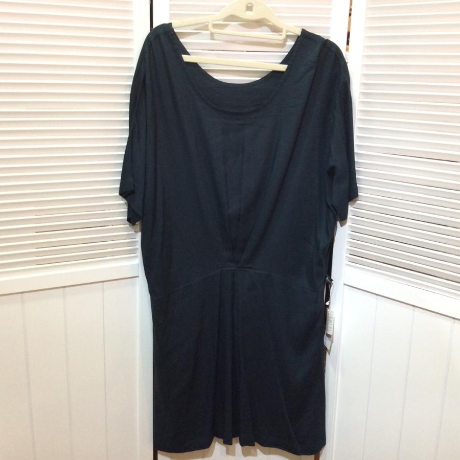 未使用☆KAWAI OKADA カワイオカダ 岡田可愛 婦人 チュニック M~L ダークグリーン ドルマンスリーブ