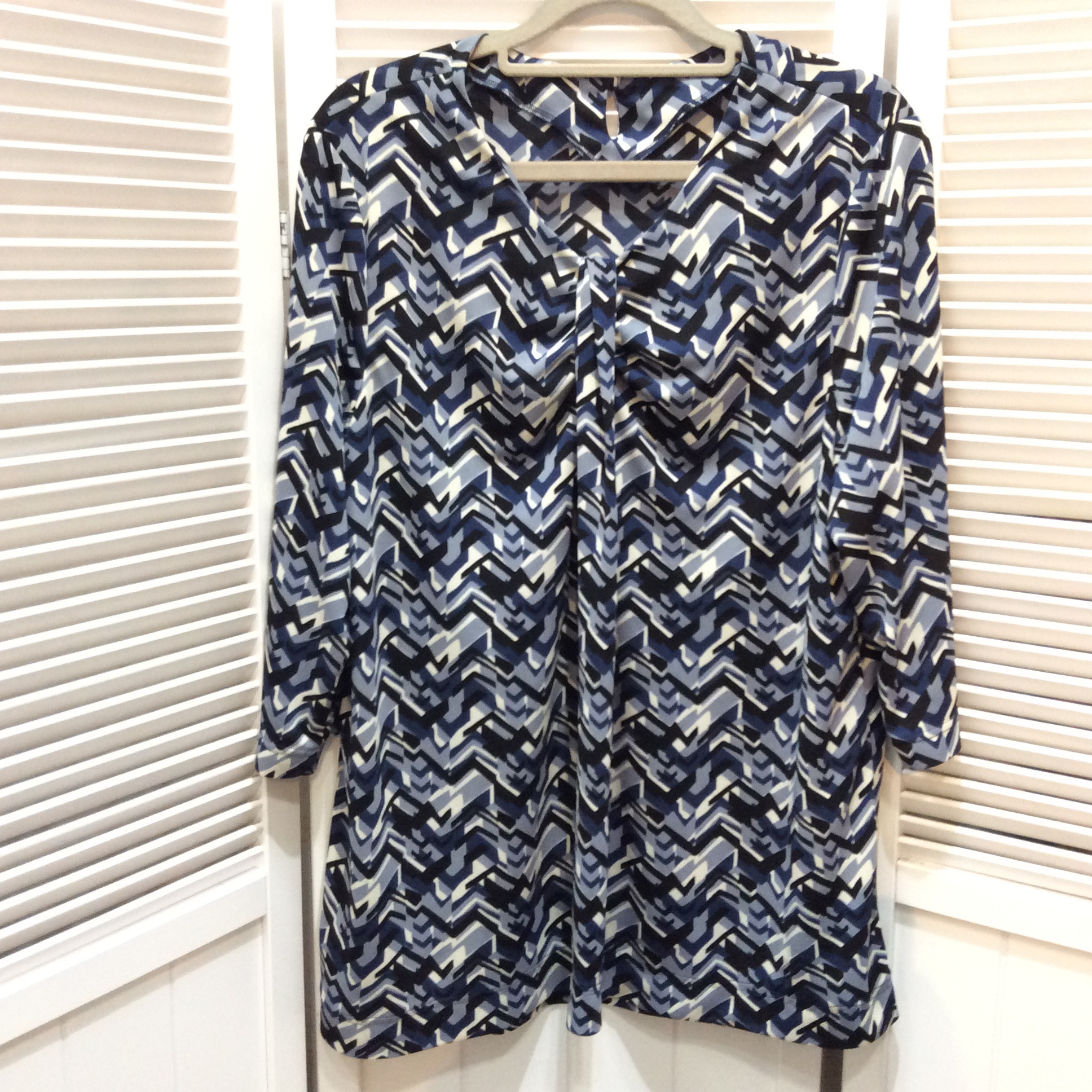 レリアン   チュニック  ネイビー柄