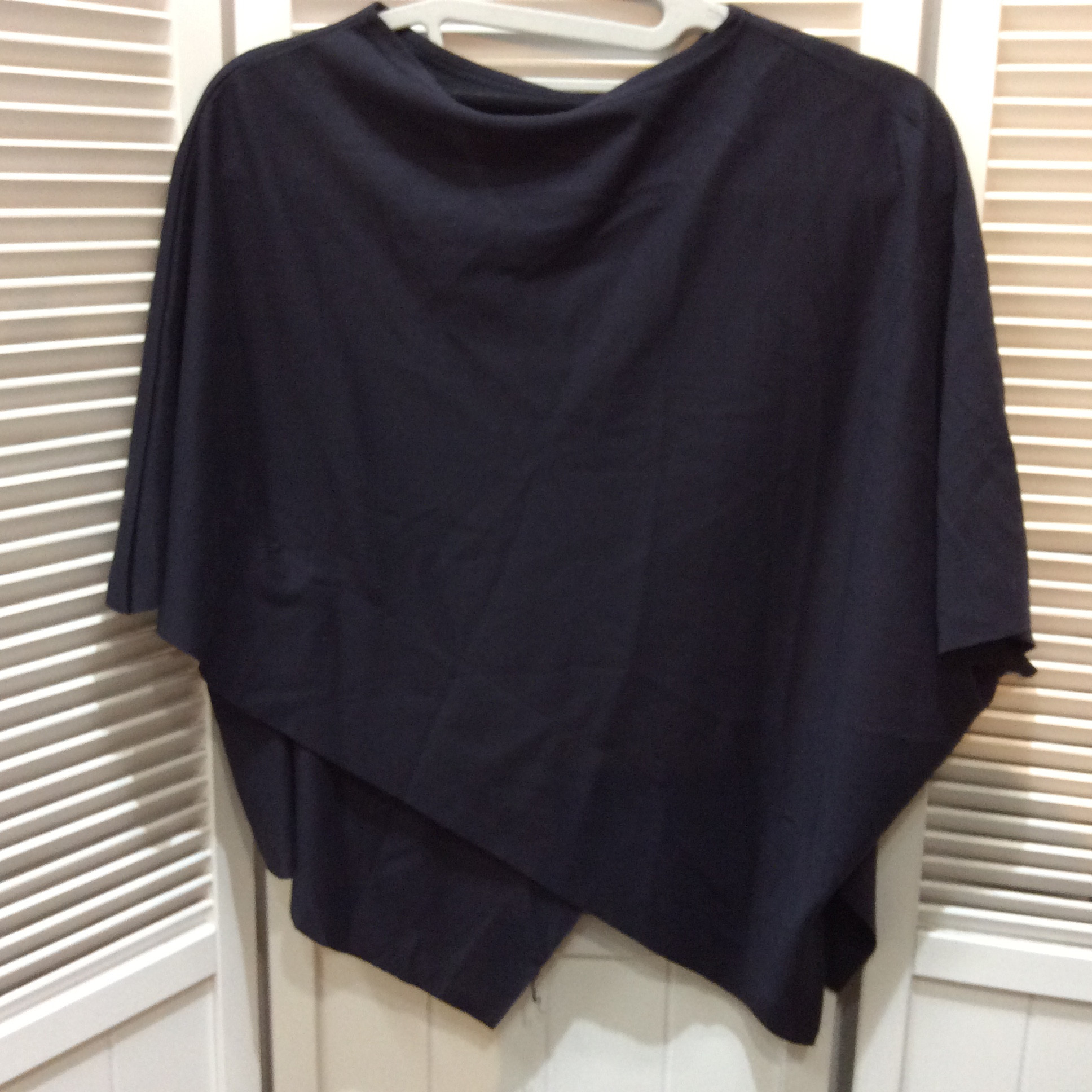 デザインカットソー  M〜L  ネイビー  