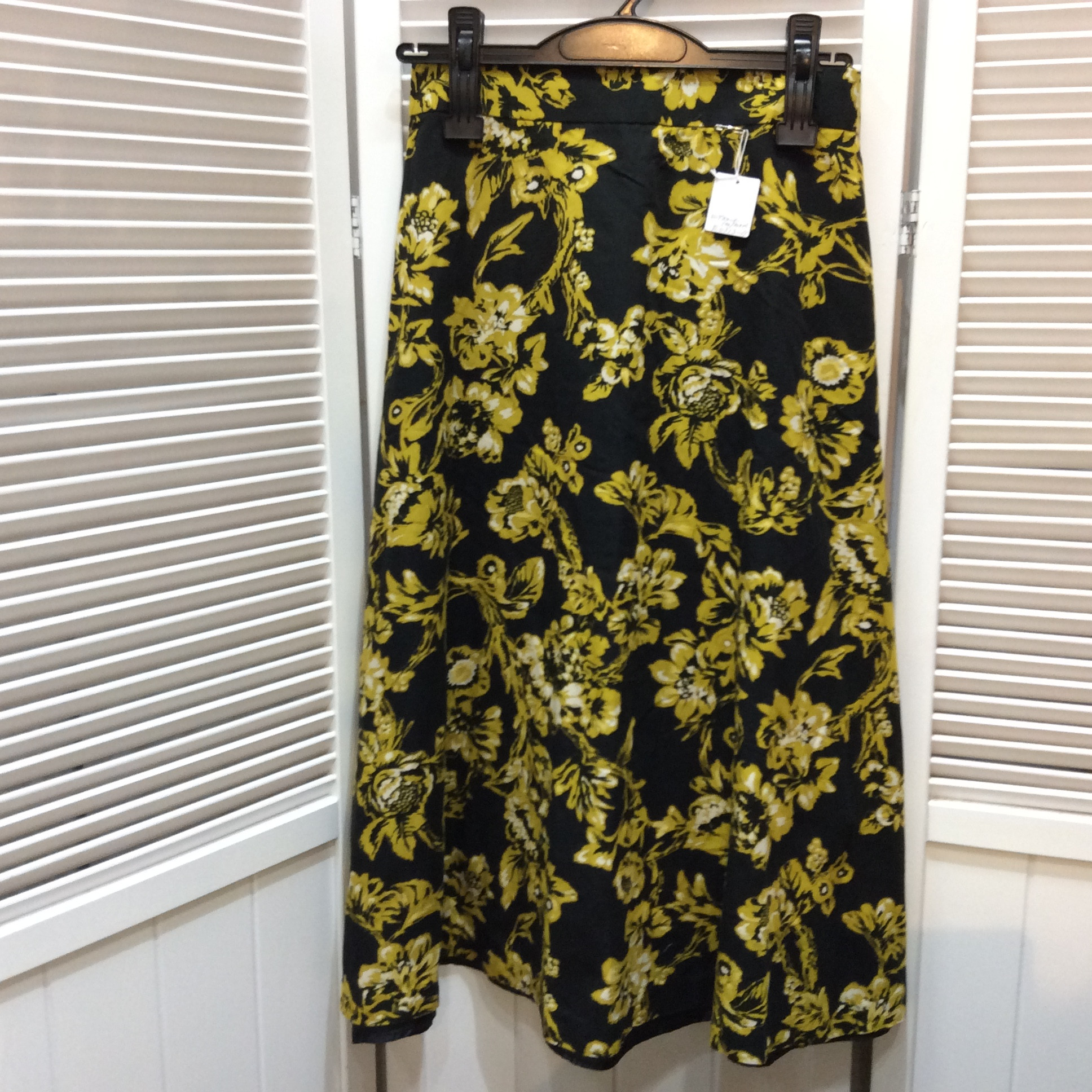 ロングスカート  フリーサイズ   ブラック／イエロー