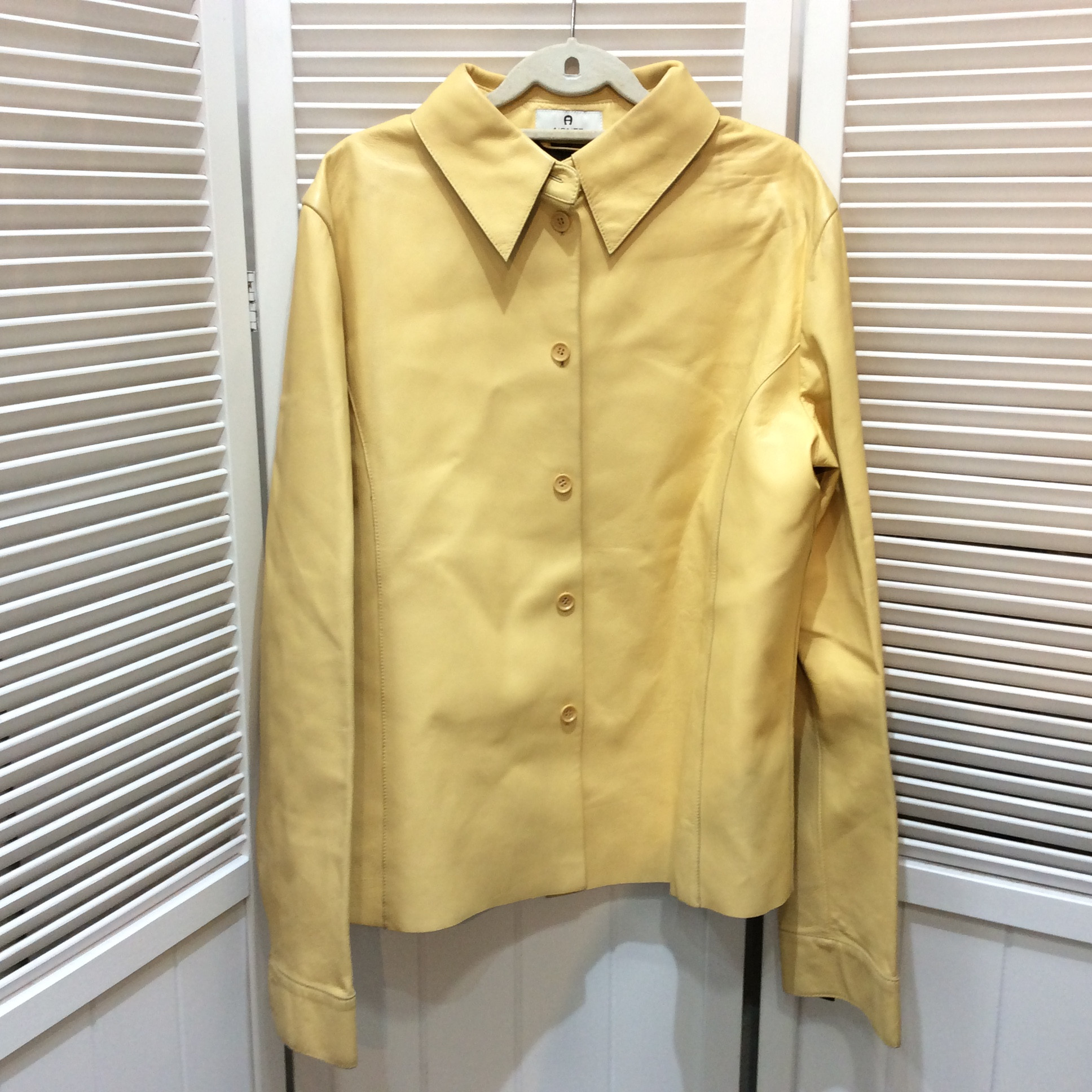 AIGNER アイグナー レザージャケット イエロー系 汚れあり