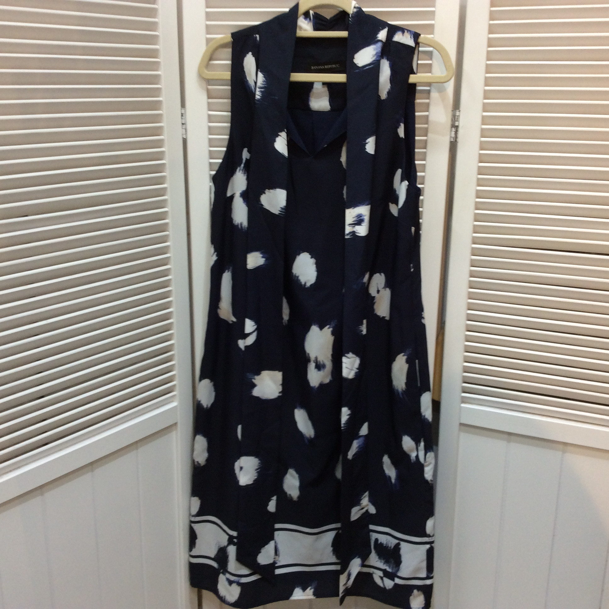 BANANA REPUBLIC バナナリパブリック ノースリーブワンピース XS ネイビー柄