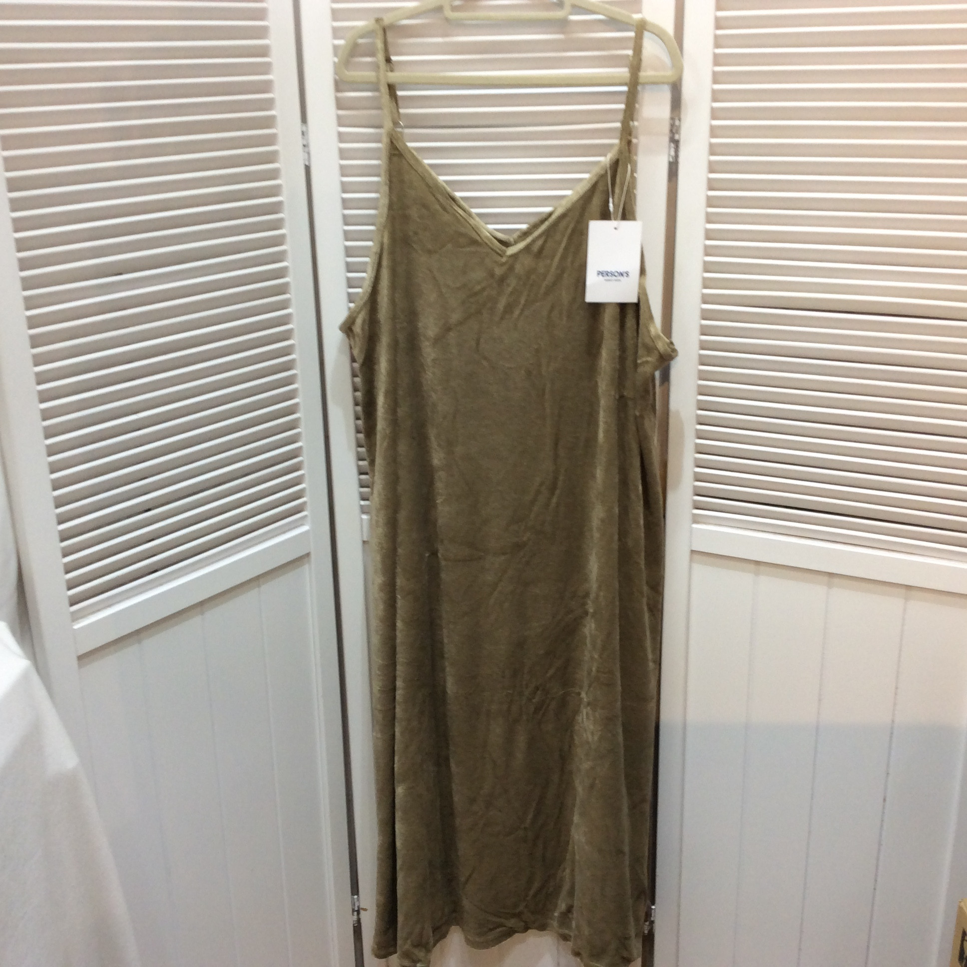 未使用☆PERSON'S パーソンズ ベロアキャミソールワンピース 3L Sグリーン ラインストーン付き