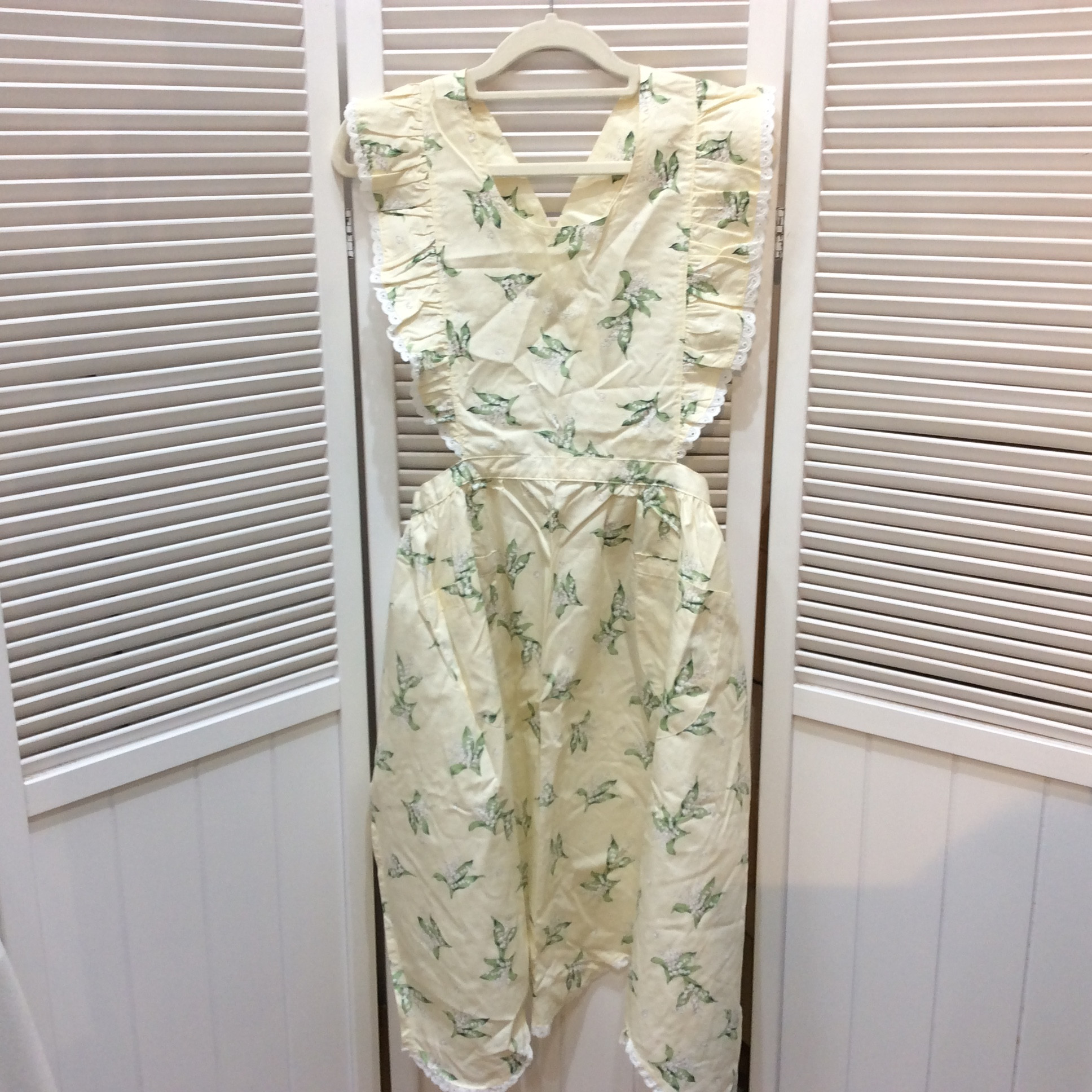 未使用☆クリスチャンディオール エプロン