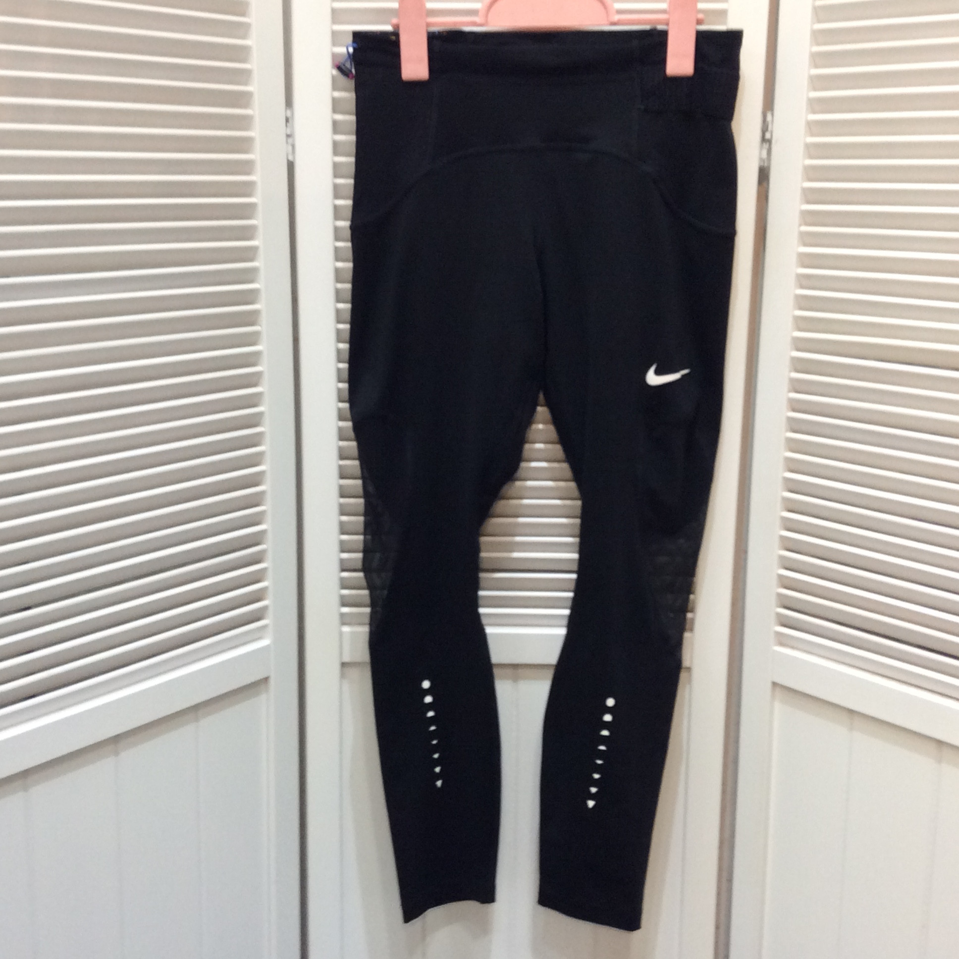 ナイキ レギンス  Mサイズ  黒
