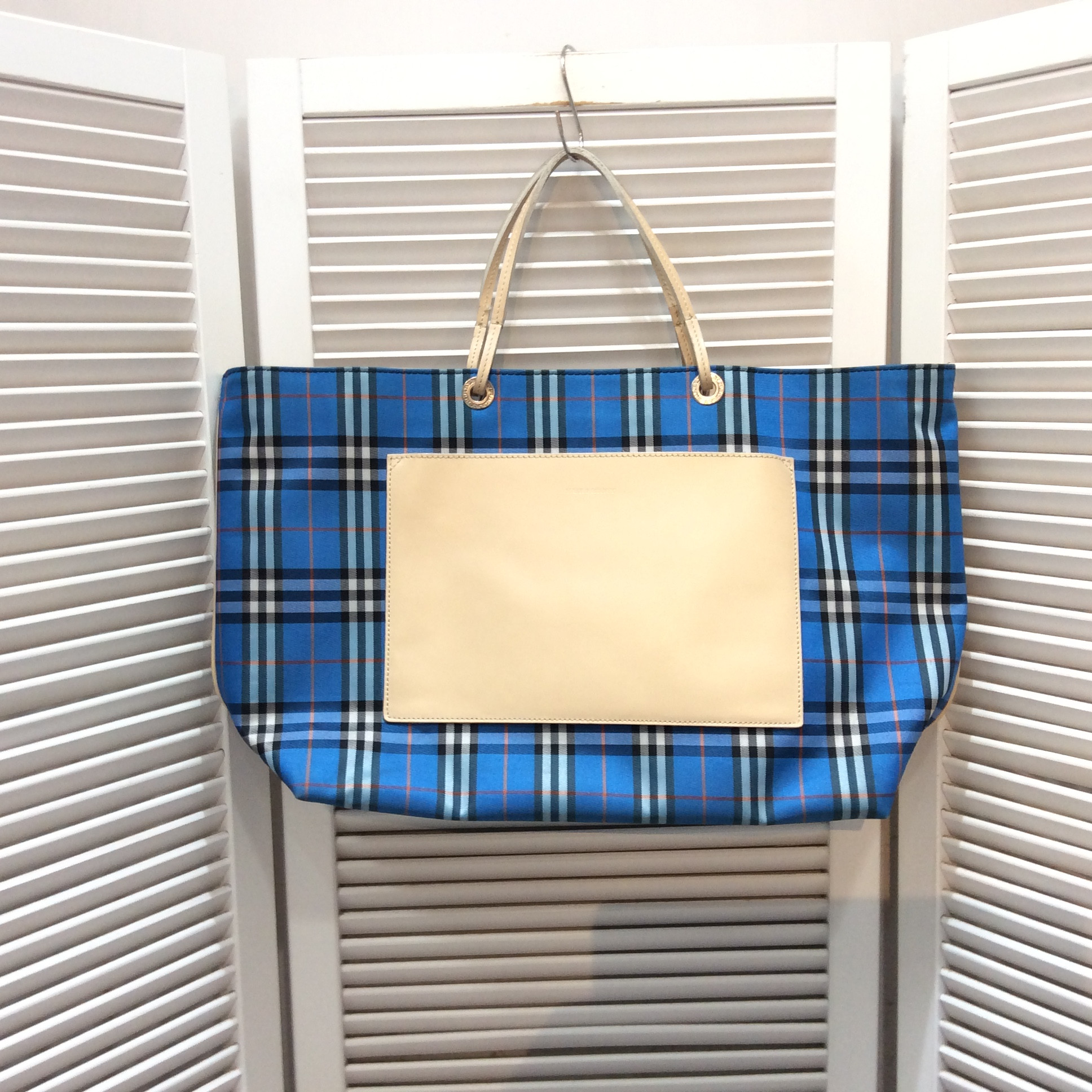 バーバリー ナイロントートバッグ  ブルーチェック柄  軽量