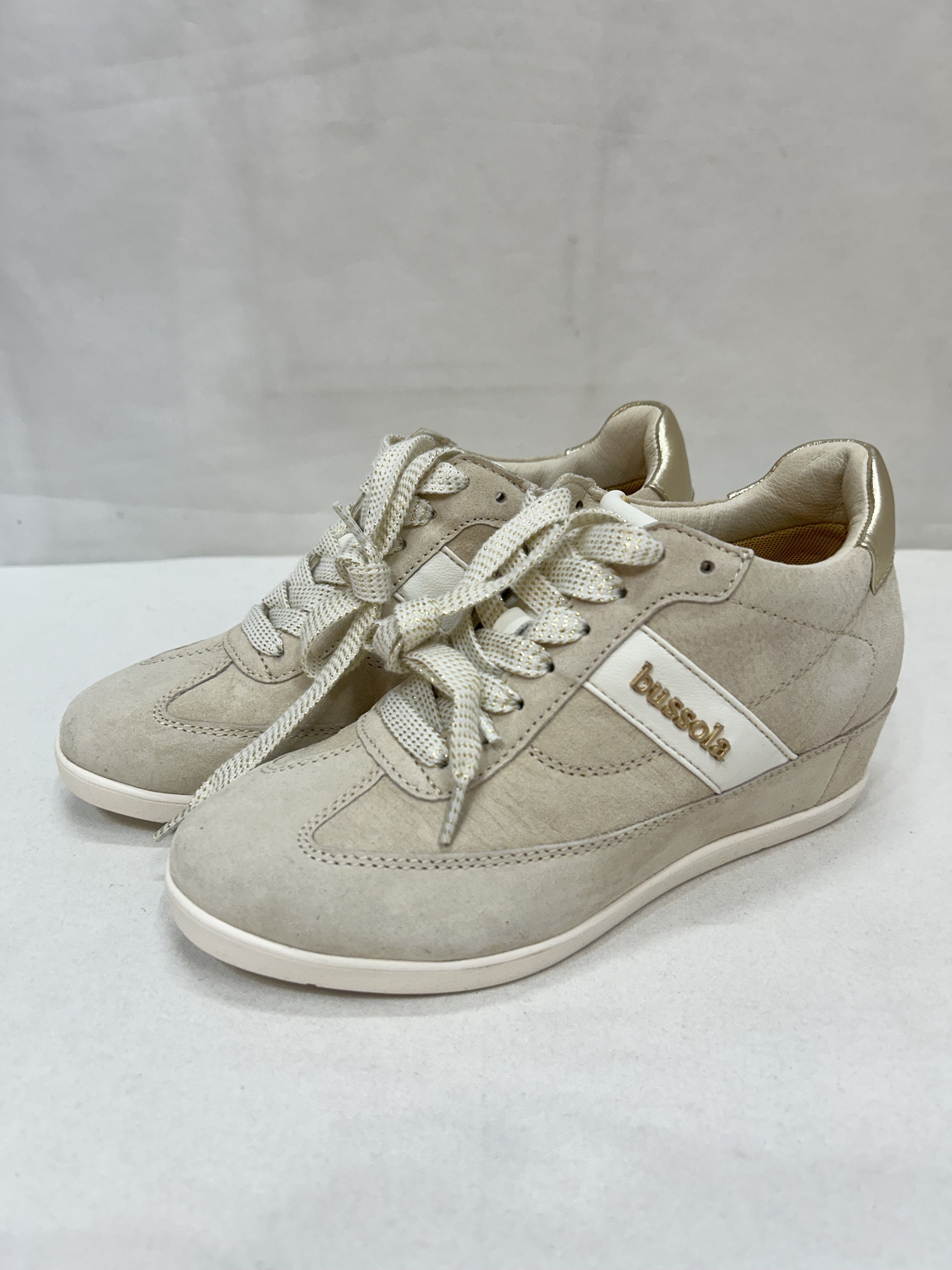 未使用☆ bussola ブソラ PISA  本革オールレザー インヒールスニーカー ベージュ  36 