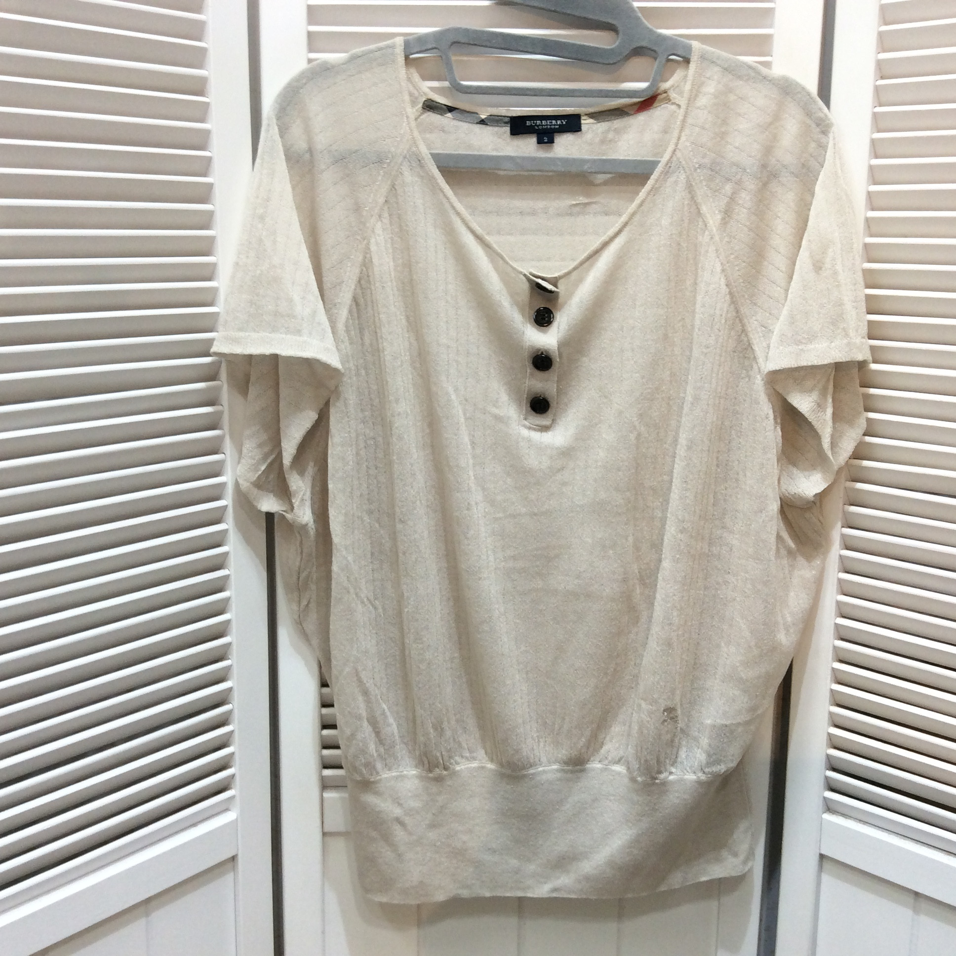 バーバリーロンドン ニットセーター サイズ2   ベージュ  ※背面ひっかけキズあり