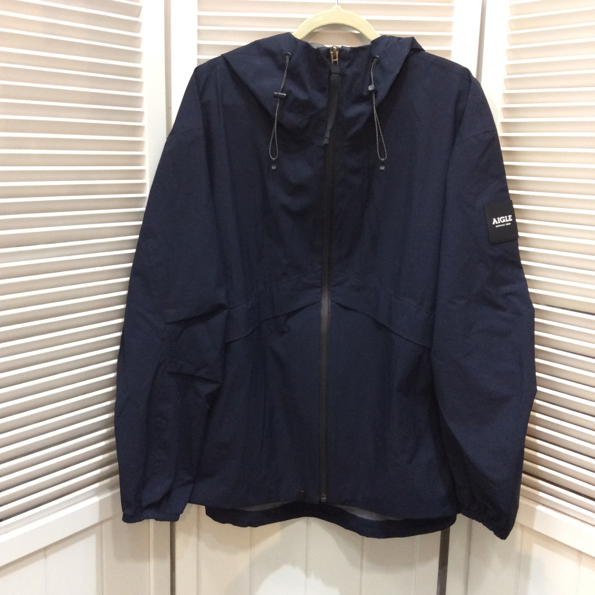 1回使用 AIGLE エーグル 透湿防水 ショートパーカー ジャケット マウンテンパーカー 36(S) ネイビー