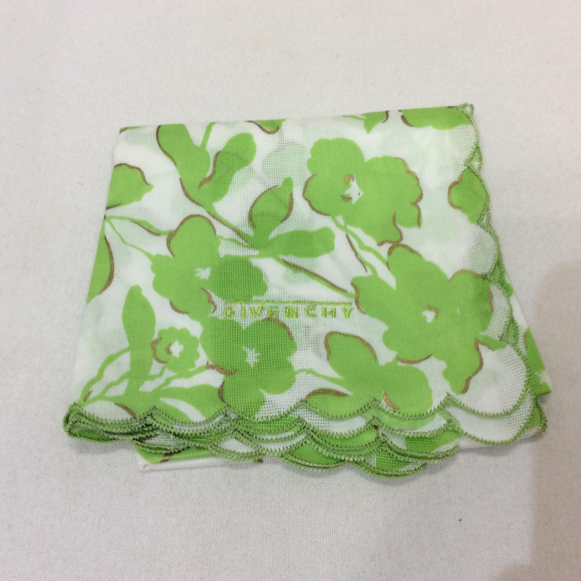 未使用☆ジバンシィ ハンカチ