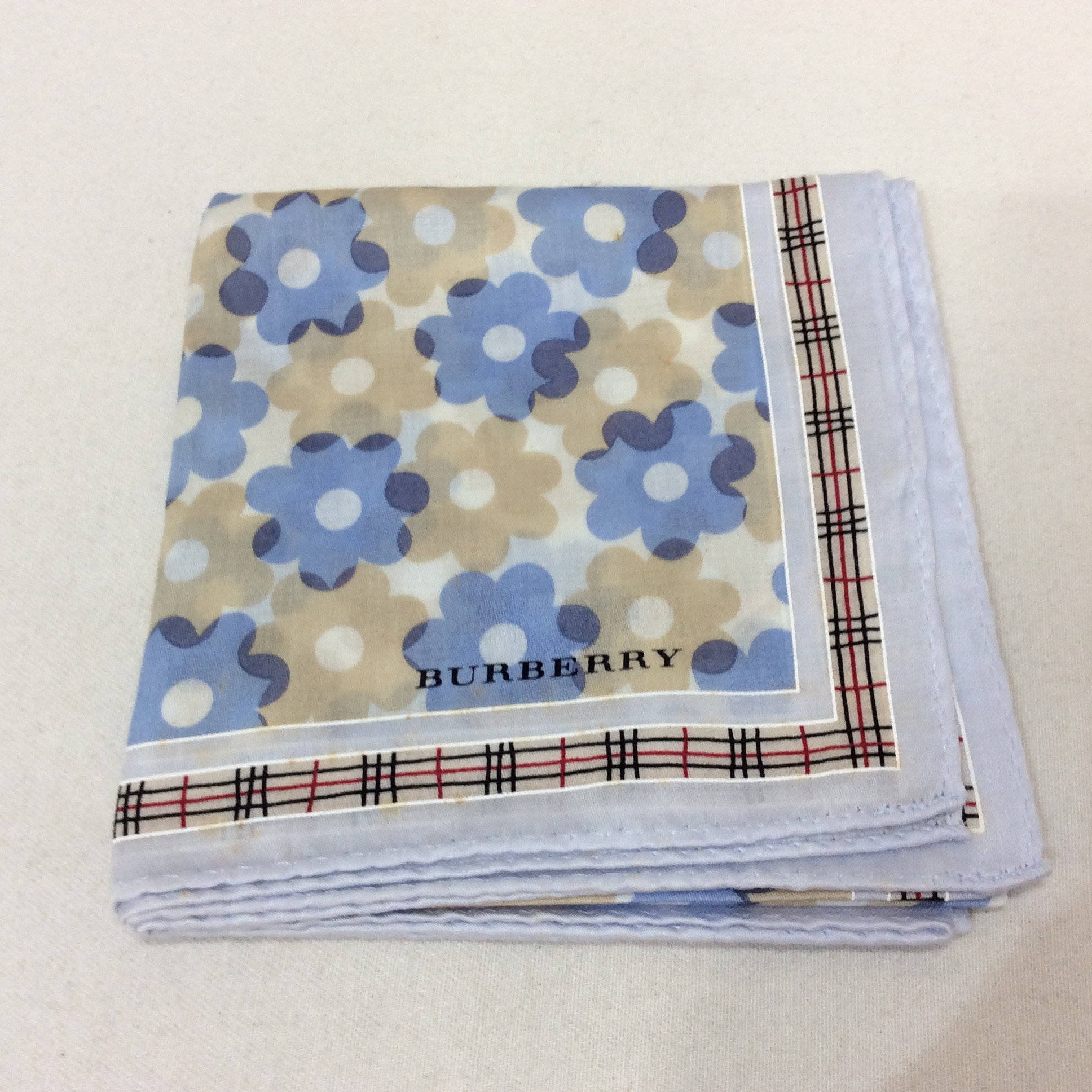 未使用☆バーバリー ハンカチ 水色花柄
