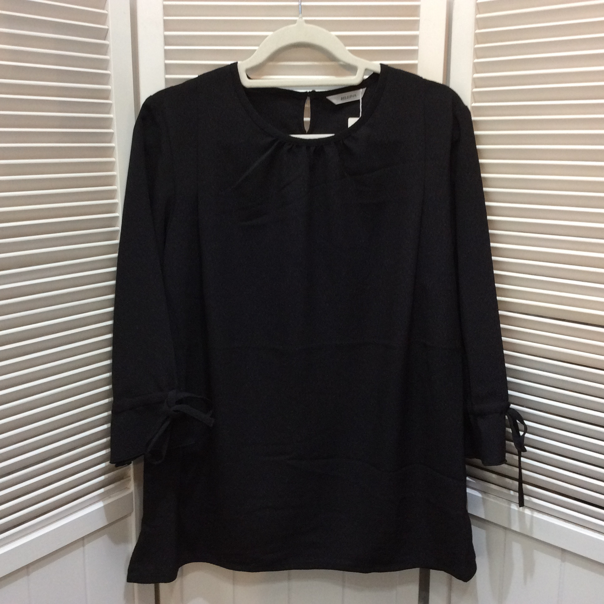 未使用☆ベルーナ カットソー LL ブラック