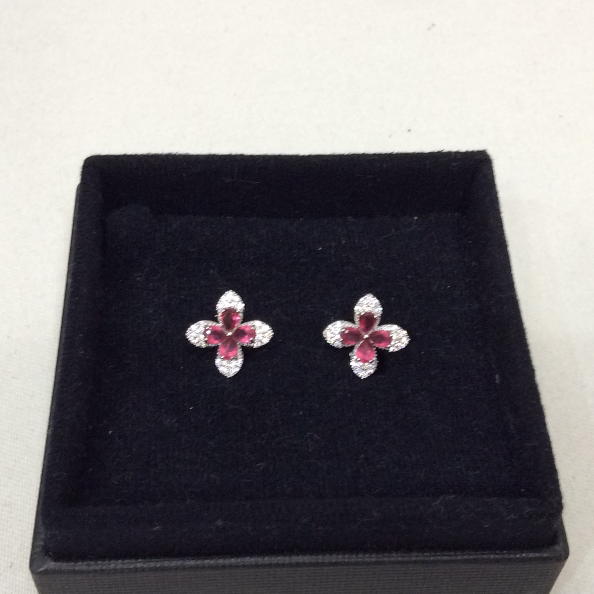 ファッションイヤリング  ピンク