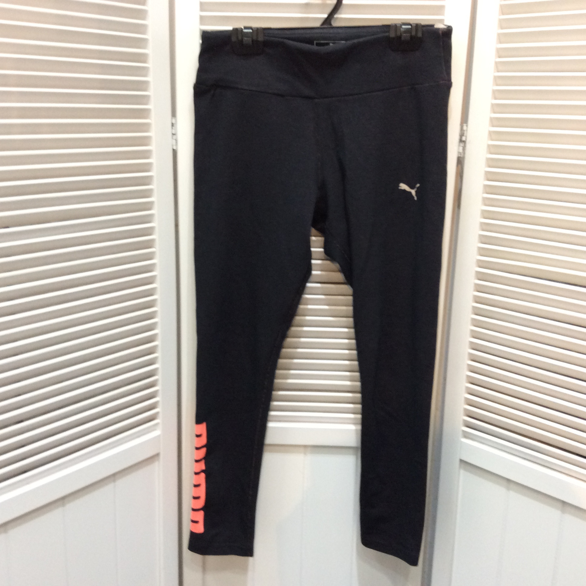 プーマ レギンス Mサイズ  黒系