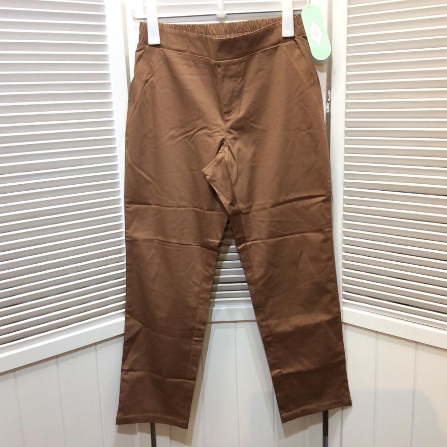 入荷❗️新品☆DHC 綿サテン クロップドレギンスパンツ 各7,11,13,15,17号 ライトベージュ