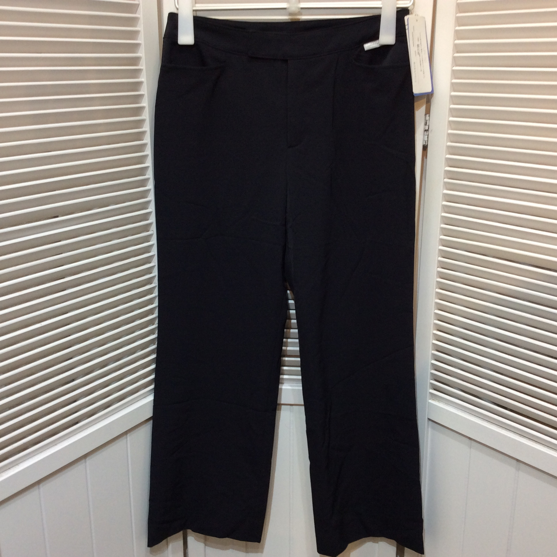 未使用☆courreges クレージュ パンツ 9号 ブラック NANOtex Fabric UPF50 耐久性撥水 耐久性撥油加工