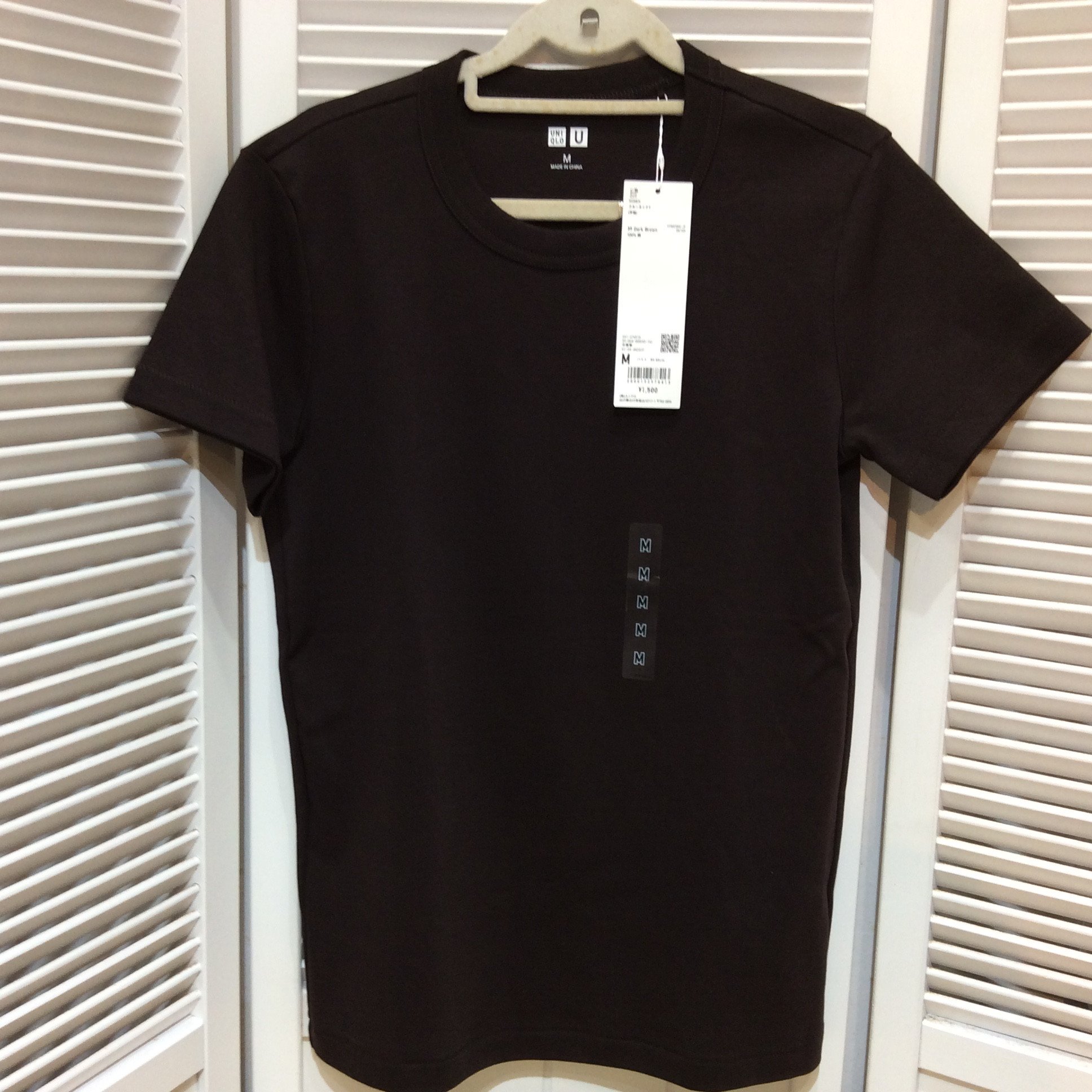 新品 ユニクロU  婦人 Tシャツ  Mサイズ  ダークブラウン