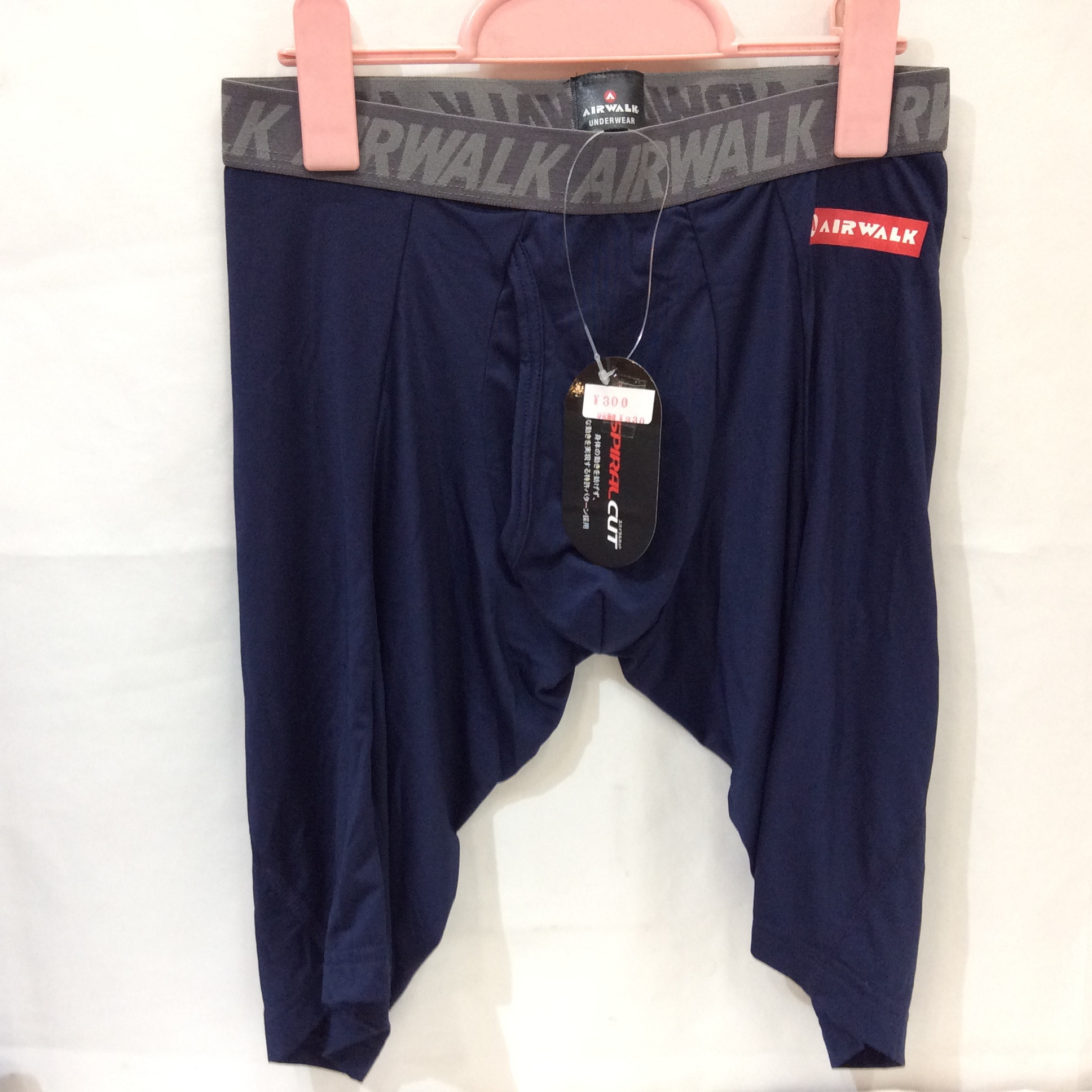 新品 AIR WALK 五分丈ブリーフ  Mサイズぐらい  ネイビー