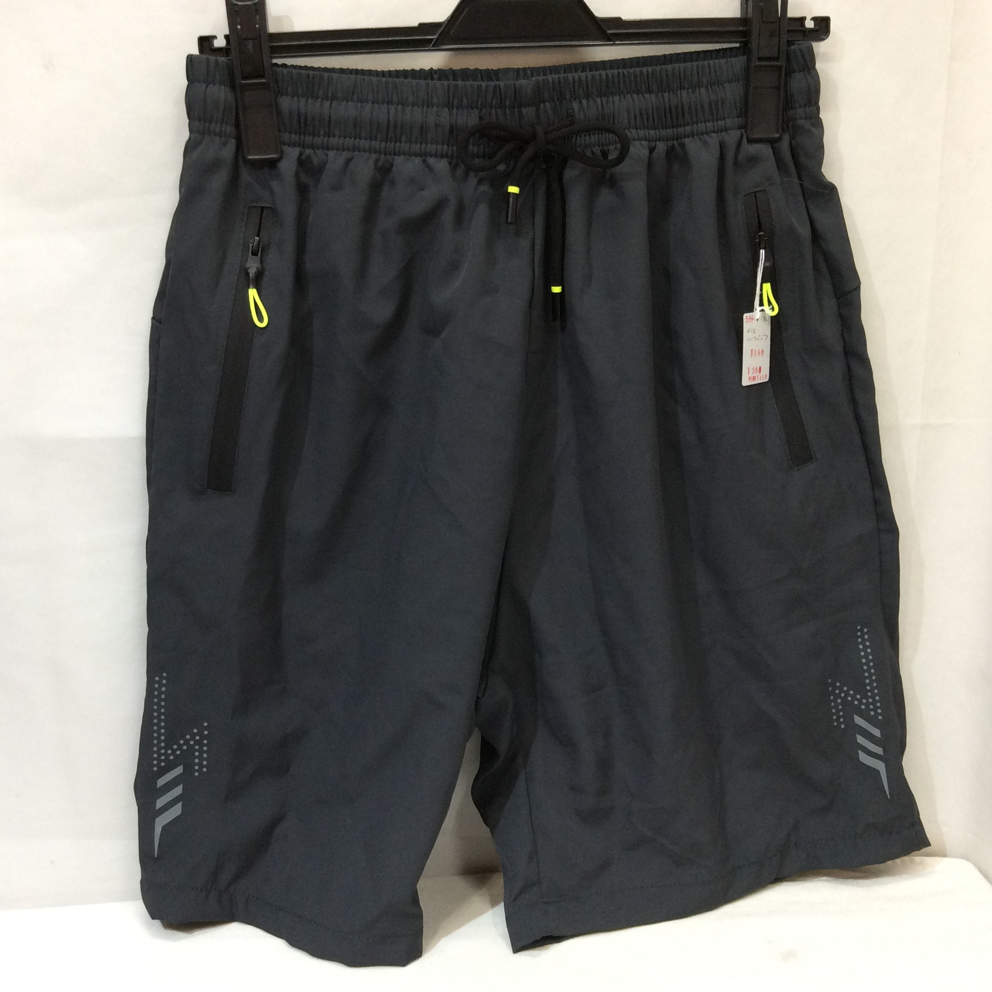 新品 メンズ スポーツタイプハーフパンツ  サイズXL  チャコールグレー