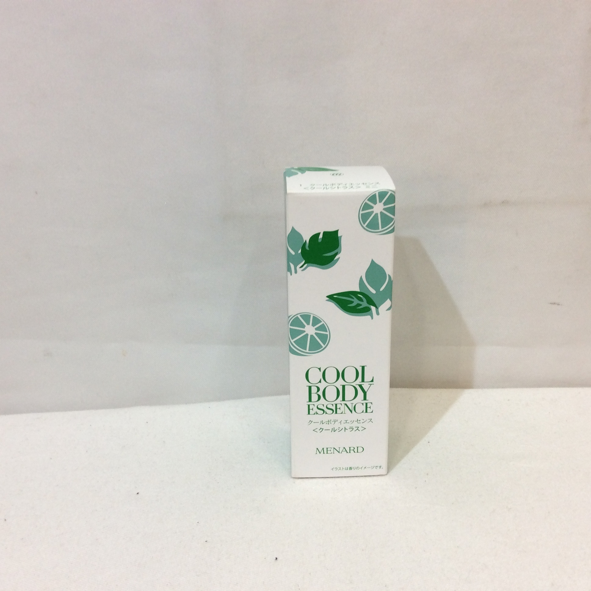 新品 メナード クールボディエッセンス クーラーシトラス 80ml 非売品