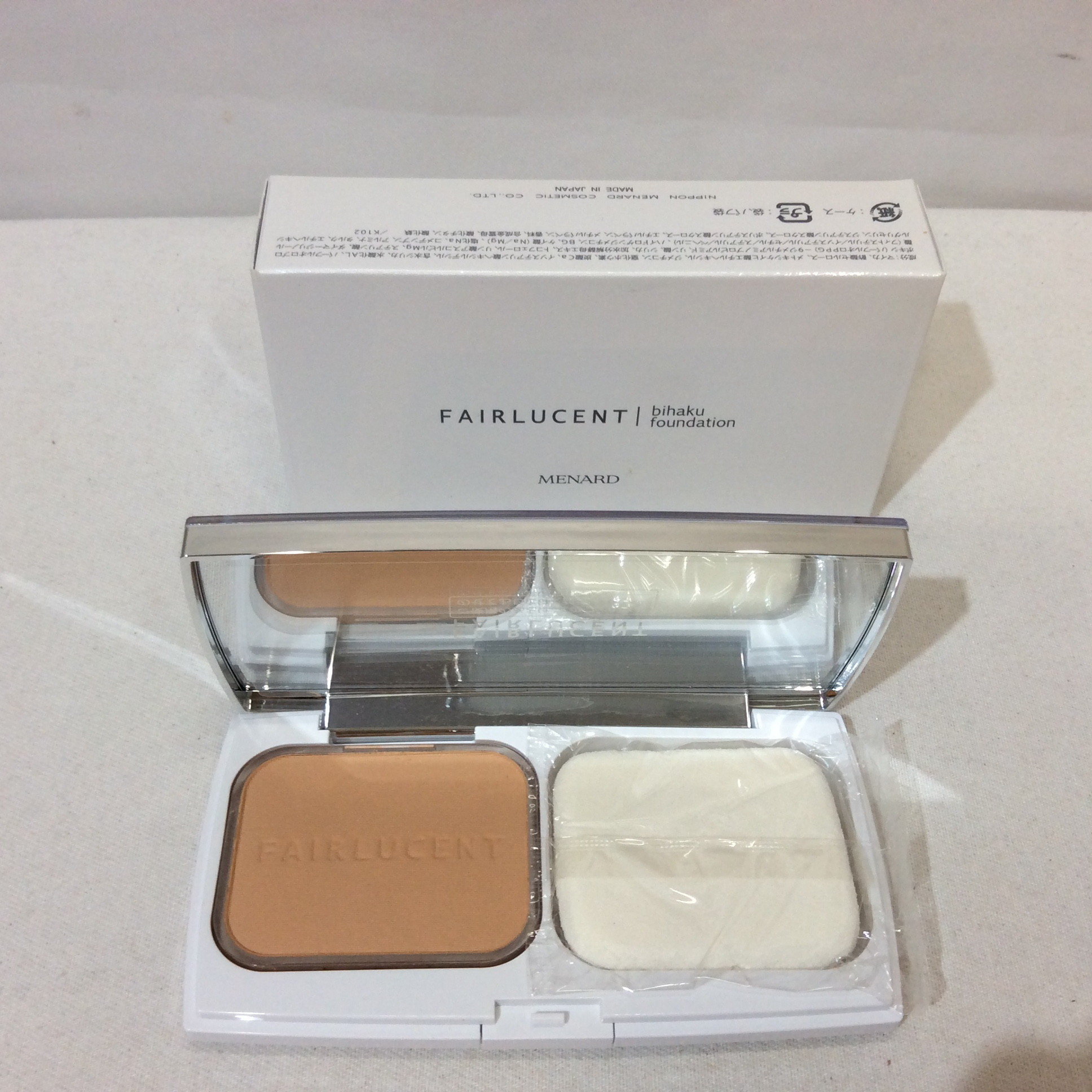 新品 メナード 美白ファンデーション SPF35PA+++  52番