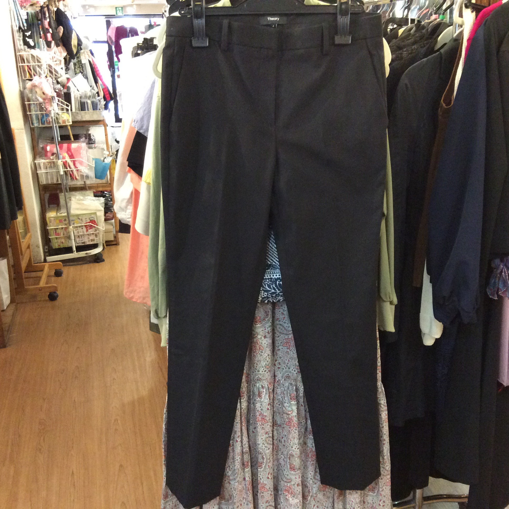 セオリー パンツ  サイズ4 ブラック  美品