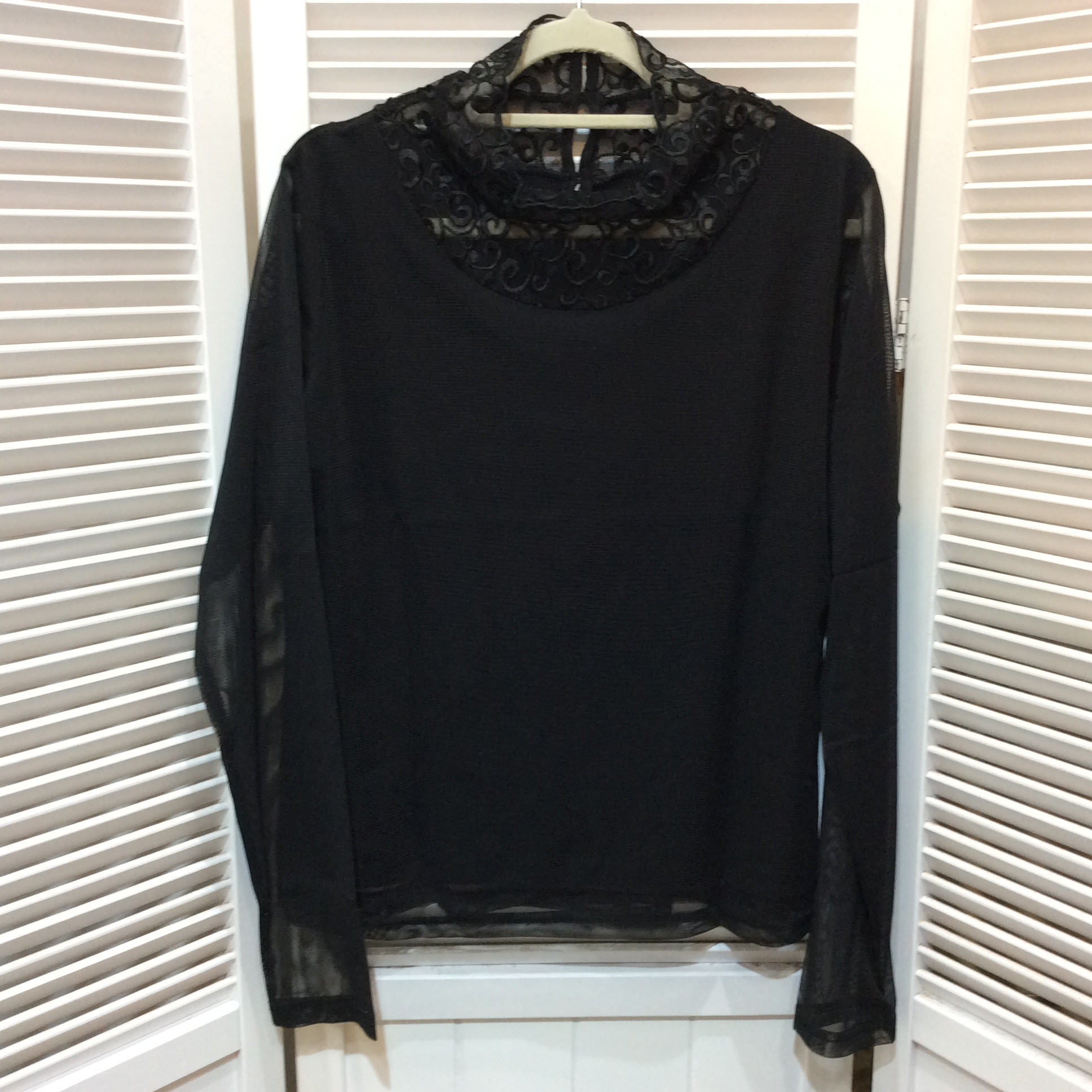新品☆長袖カットソー M~L ブラック メッシュ