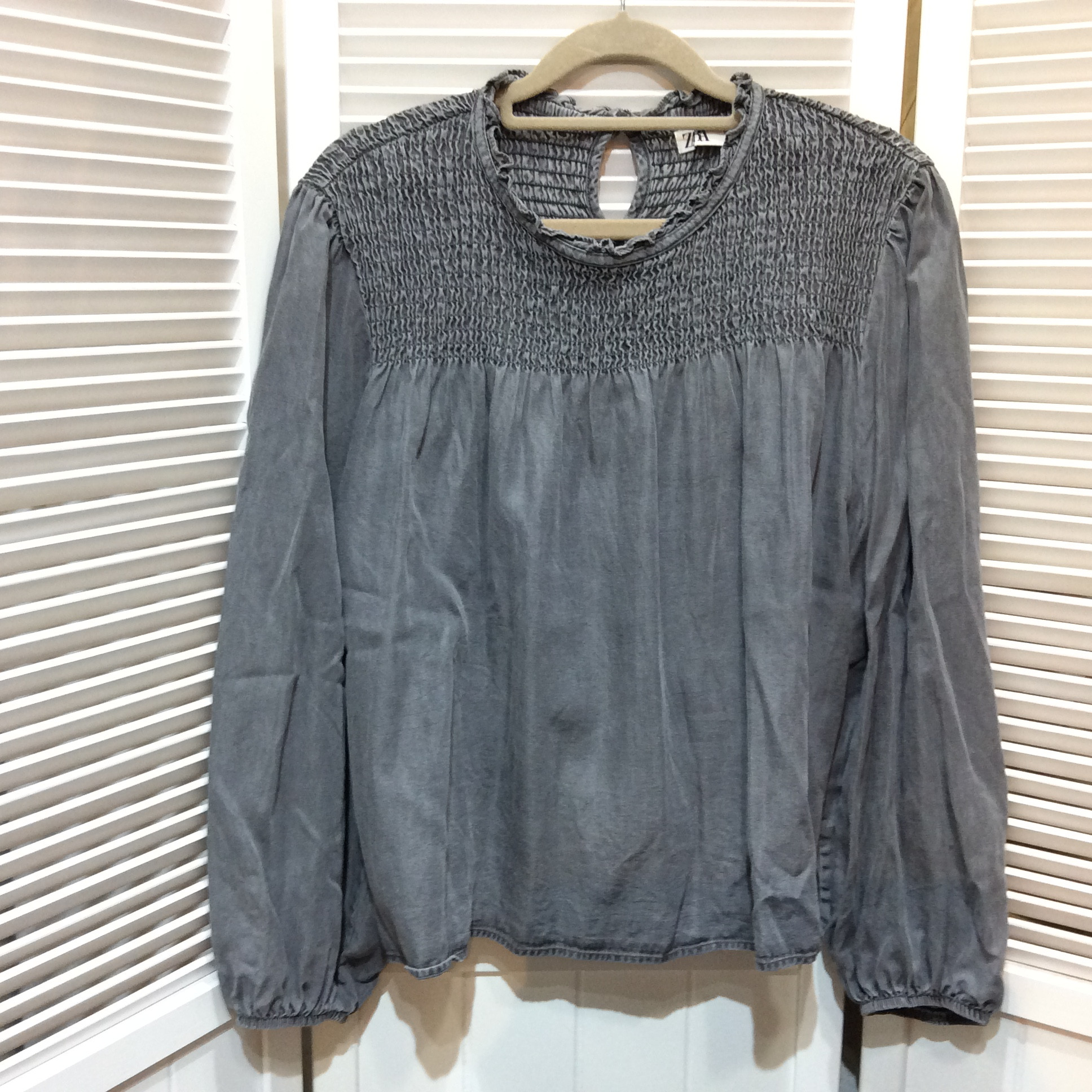 ZARA ブラウス Lサイズ  グレー
