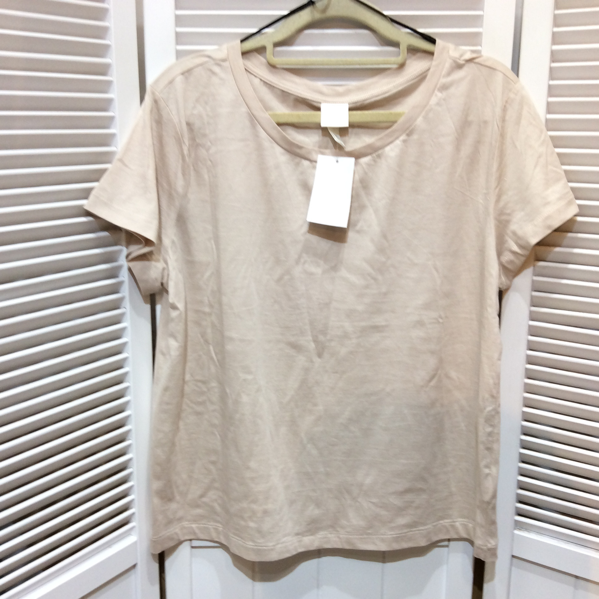 H＆M  Tシャツ  Mサイズ  アイボリー