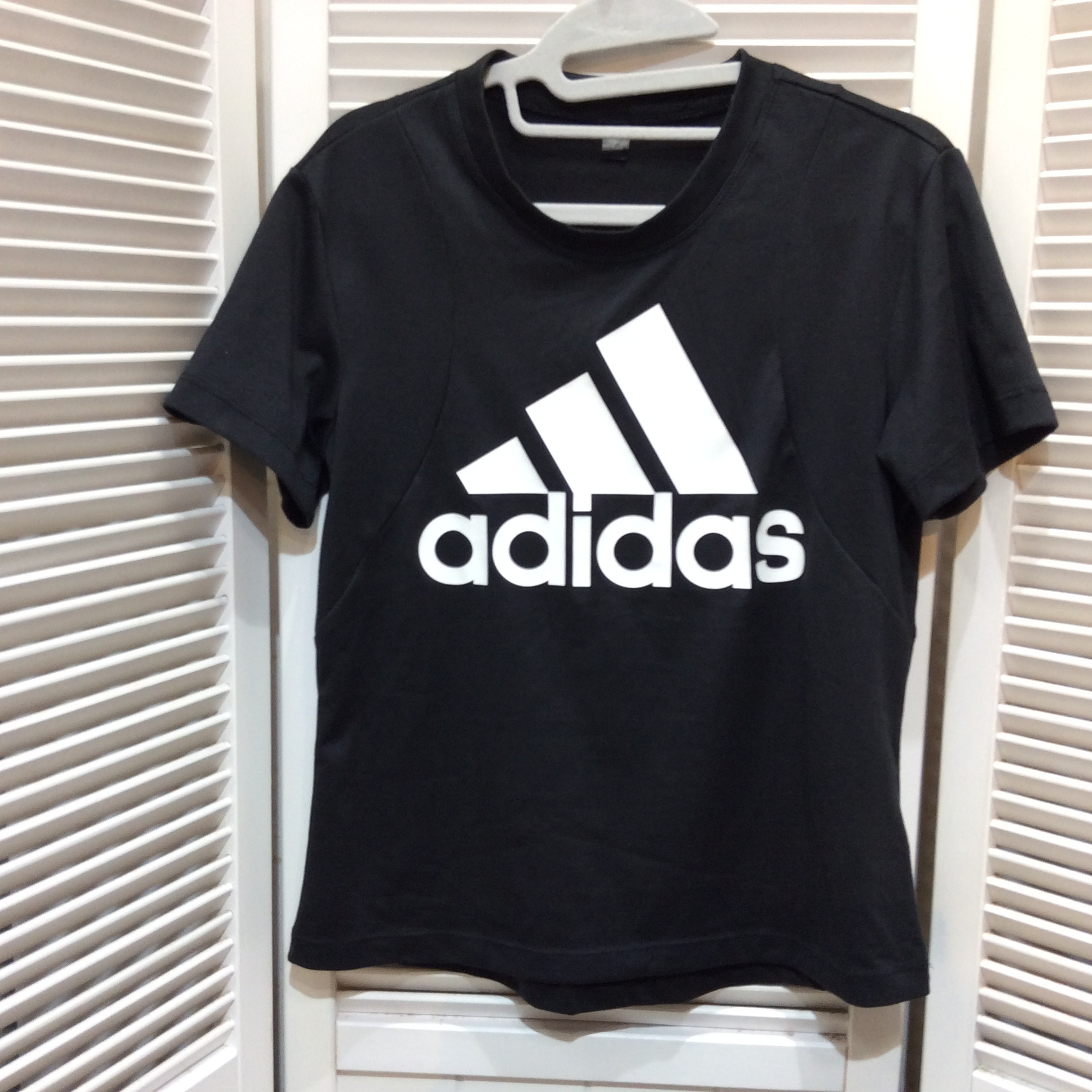 アディダス Tシャツ  サイズXS ブラック