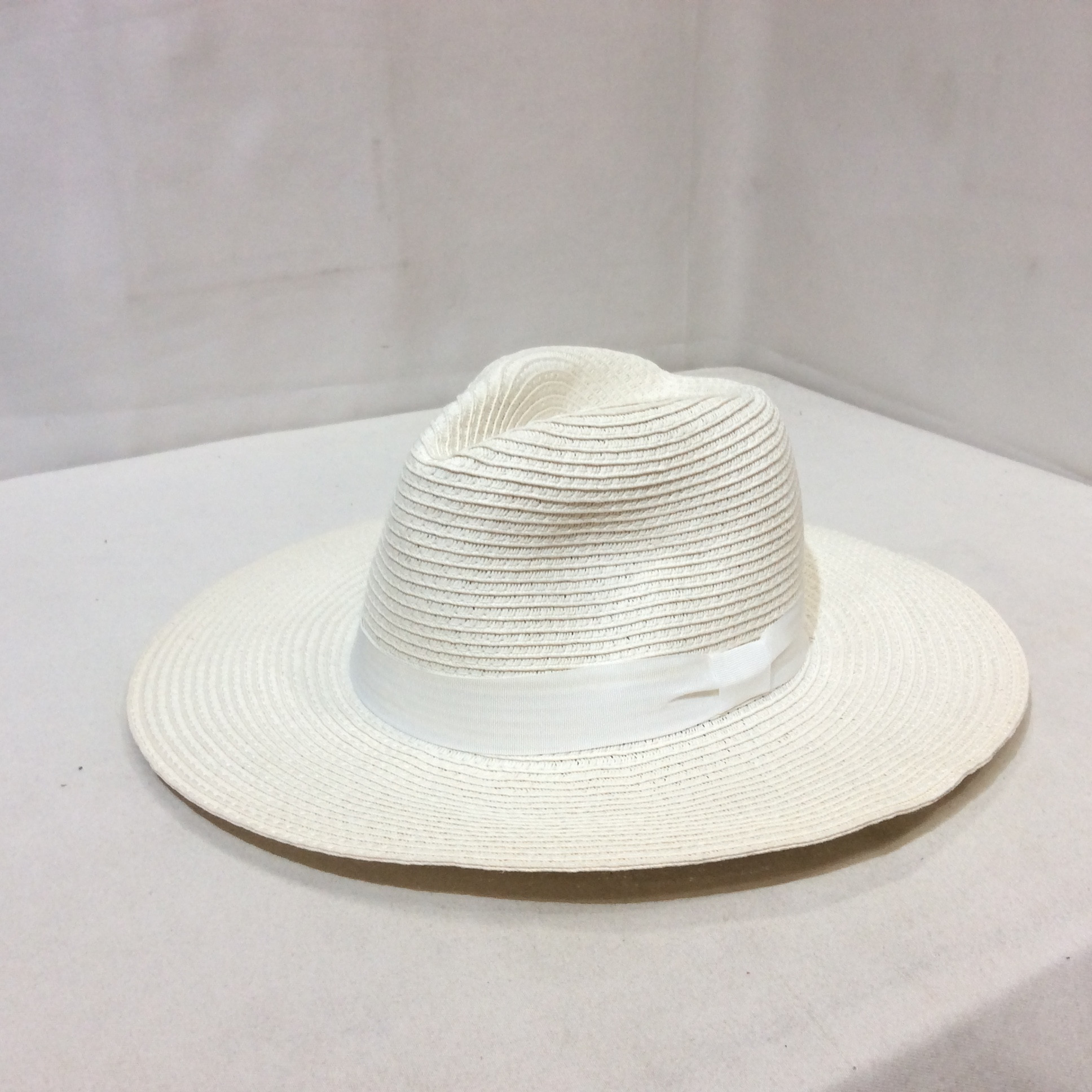 ペーパーハット ホワイト  美品