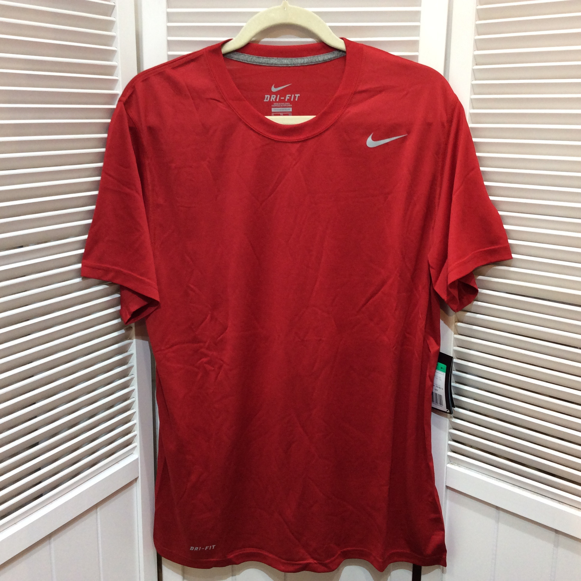 未使用☆NIKE ナイキ DRI FIT ドライフィット メンズTシャツ XL レッド 赤