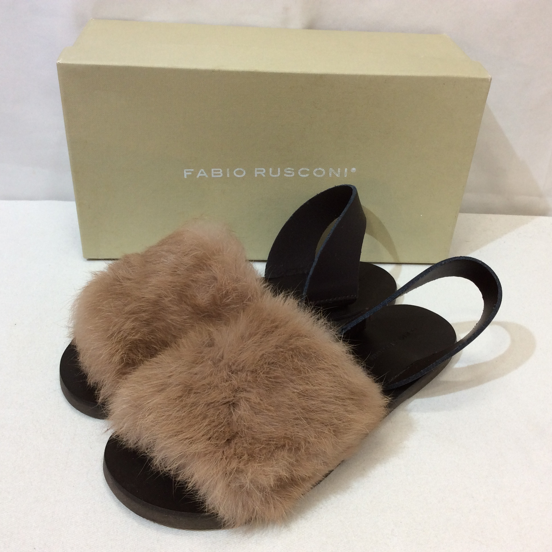 未使用☆Fabiorusconi ファビオルスコーニ ラビットファー サンダル 36 箱付き