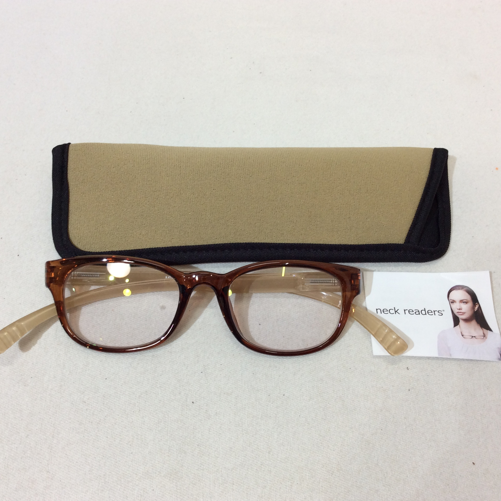 未使用☆ネックリーダーズ ベイライン 首に掛けておける老眼鏡 +2.50 PC対応レンズ ケース付き b