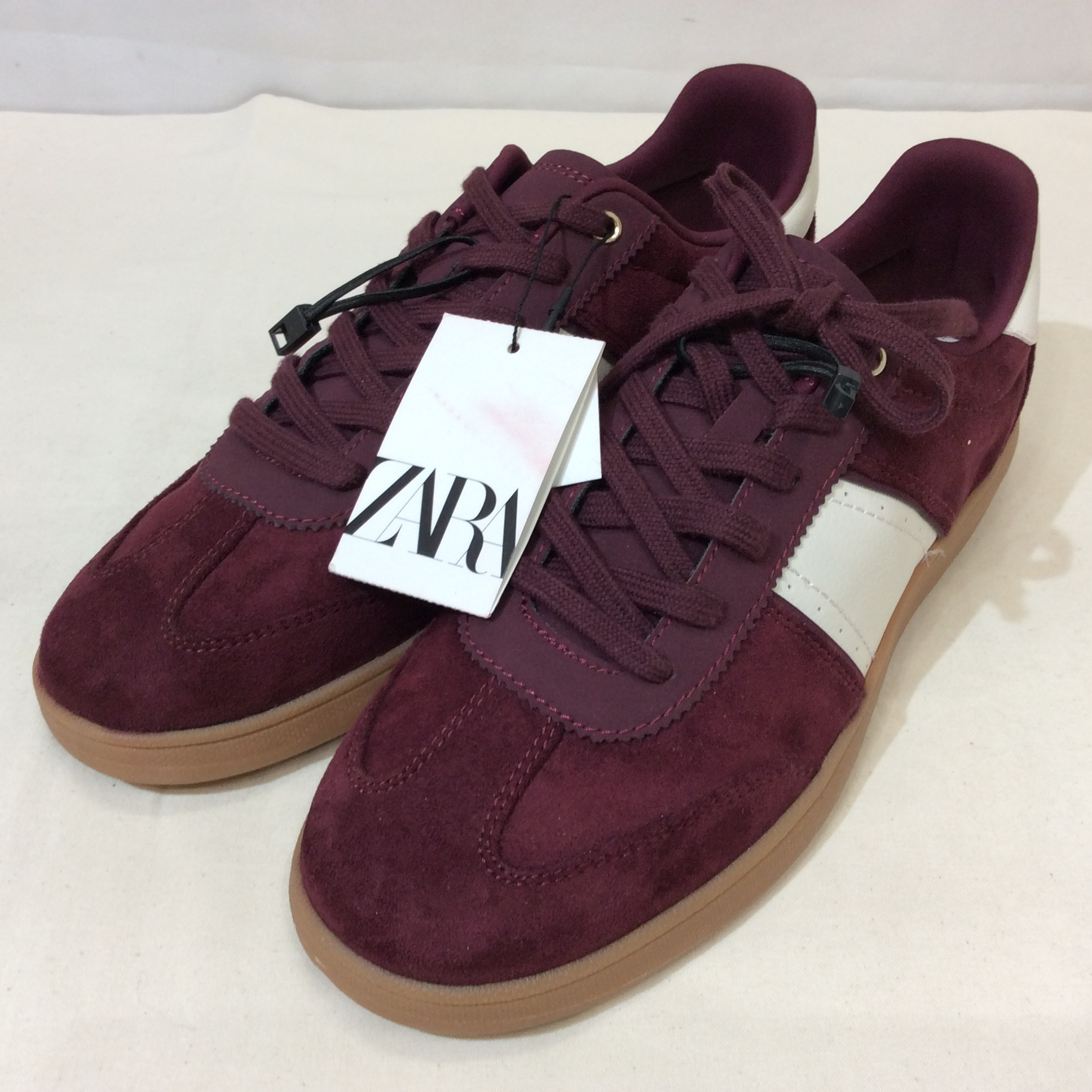 未使用☆ZARA ザラ スニーカー 26cm バーガンディ