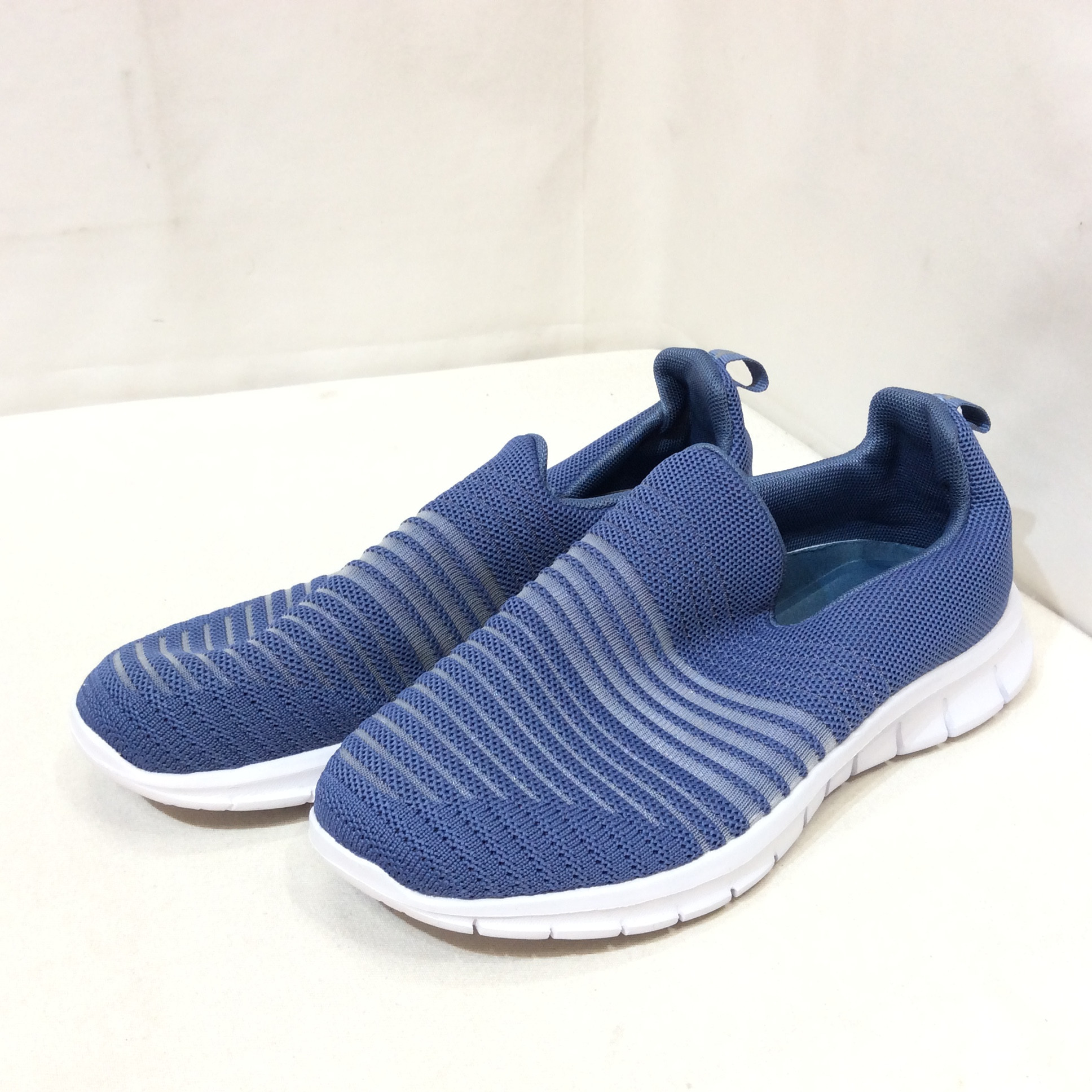 スリッポン  LLサイズ  ブルー  美品