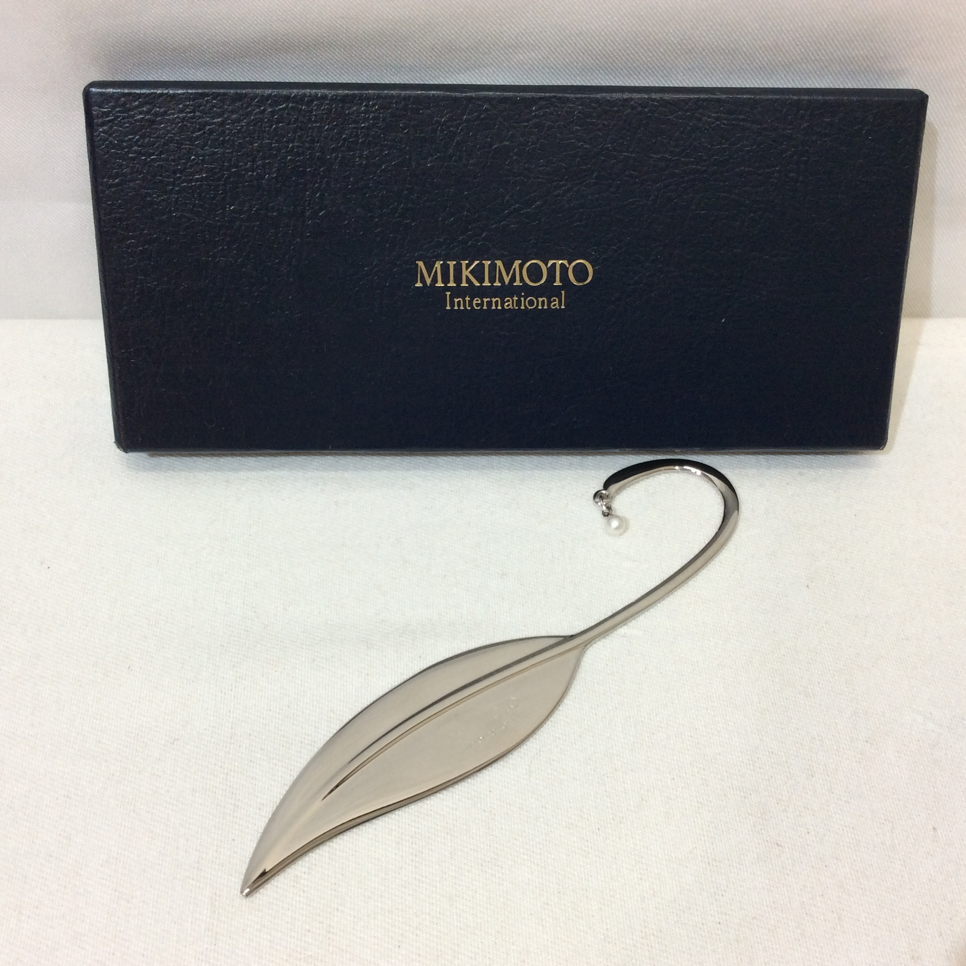 未使用☆MIKIMOTO ミキモト パール付き ブックマーク ネーム入り リーフ 箱付き